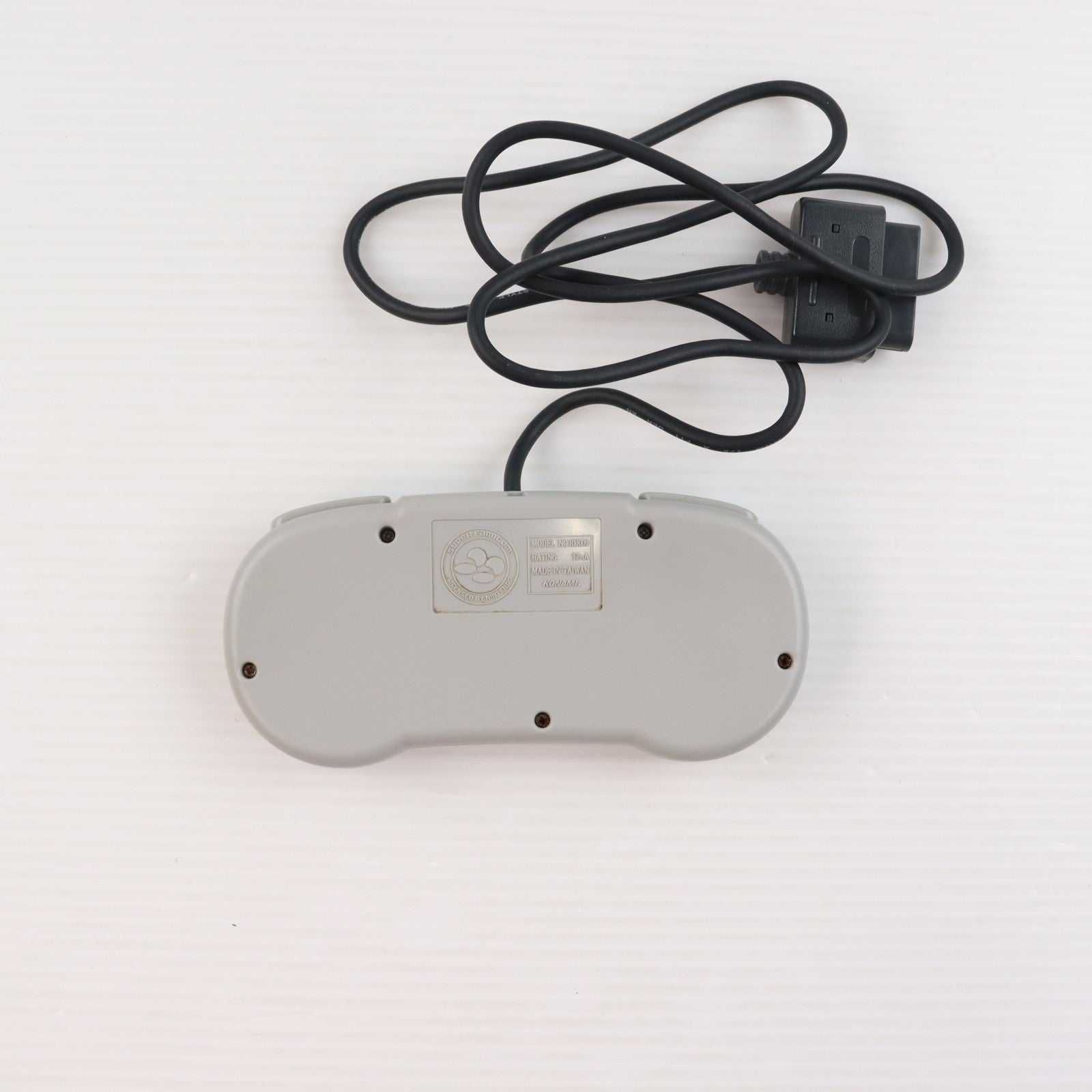 【中古即納】[ACC][SFC] 必殺コマンドコントローラー 任天堂ライセンス商品 コナミ(RU009)(19930920)