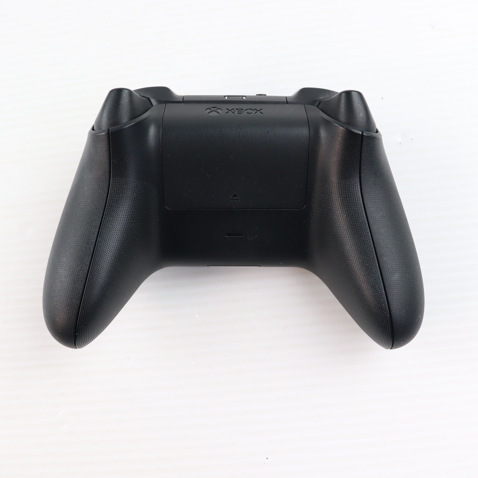 【中古即納】[ACC][XboxX/S] Xbox ワイヤレス コントローラー(カーボン ブラック) 日本マイクロソフト(QAT-00005)(20201110)