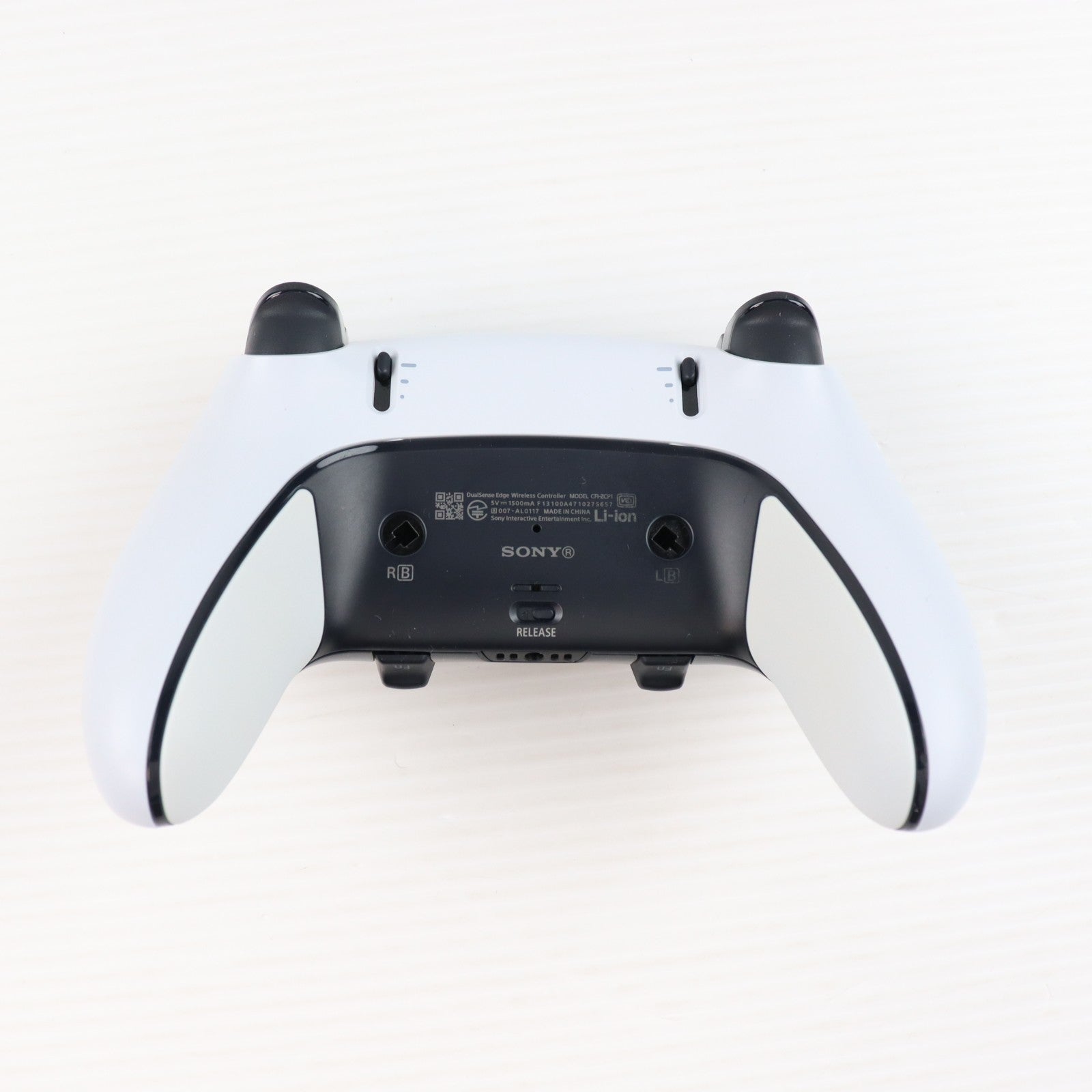 【中古即納】[ACC][PS5] DualSense Edge&trade;(デュアルセンス エッジ) ワイヤレスコントローラー SIE(CFI-ZCP1J)(20230126)