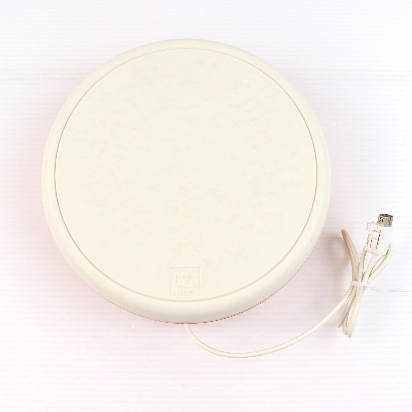 【中古即納】[ACC][Wii] 太鼓とバチ 太鼓の達人Wii/Wii U専用太鼓コントローラ バンダイナムコエンターテインメント(RVL-A-TC)(20081211)