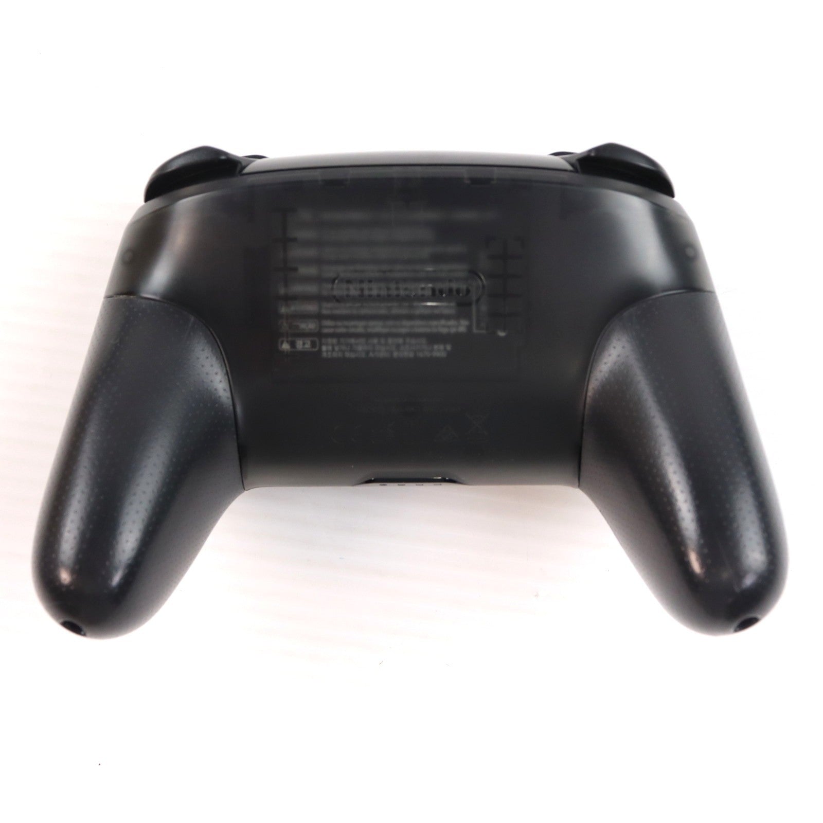 【中古即納】[ACC][Switch] Nintendo Switch Proコントローラー(ニンテンドースイッチ プロコントローラー) 任天堂(HAC-A-FSSKA)(20170303)