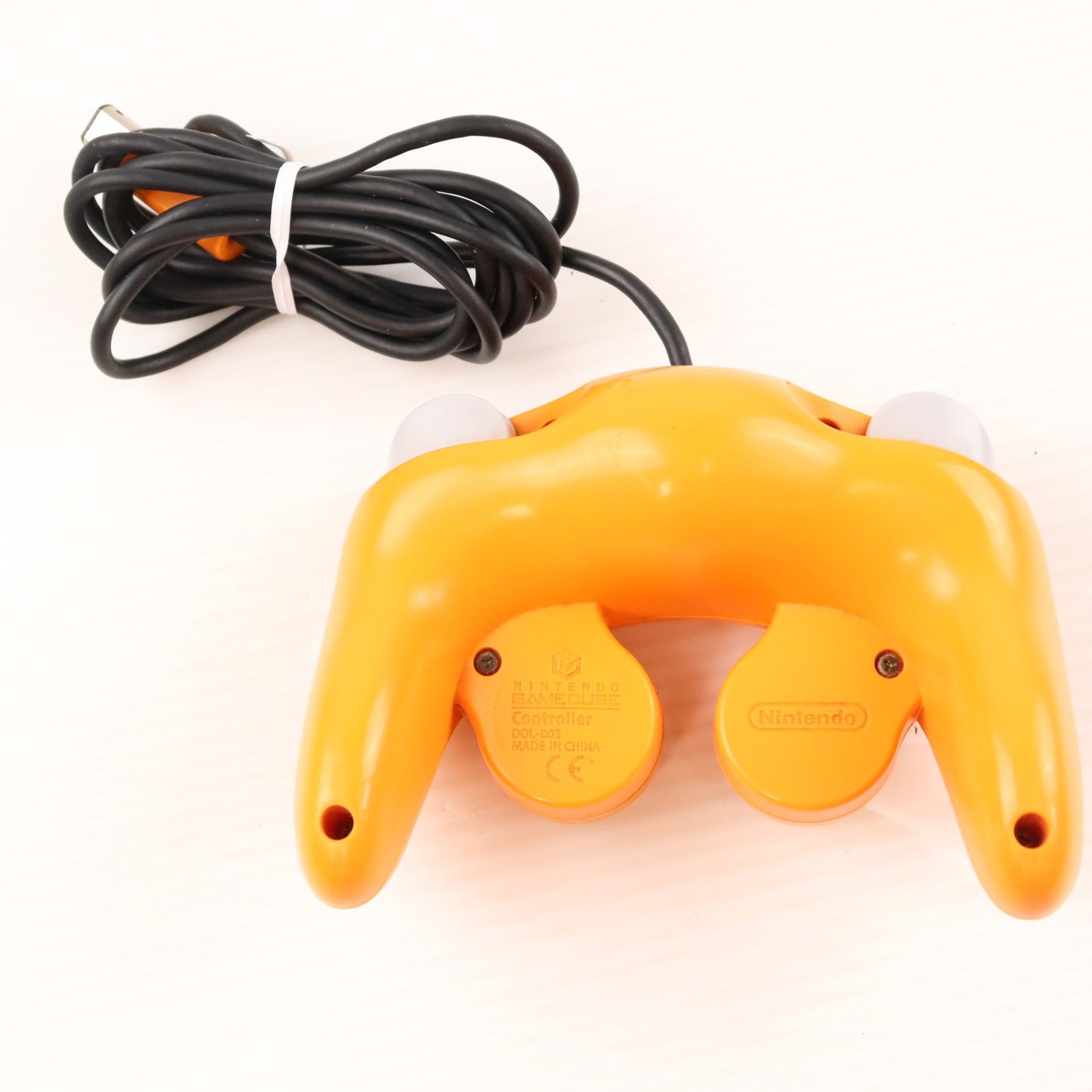 【中古即納】[ACC][GC] ニンテンドー ゲームキューブ コントローラ オレンジ 任天堂(DOL-A-CO)(20011121)