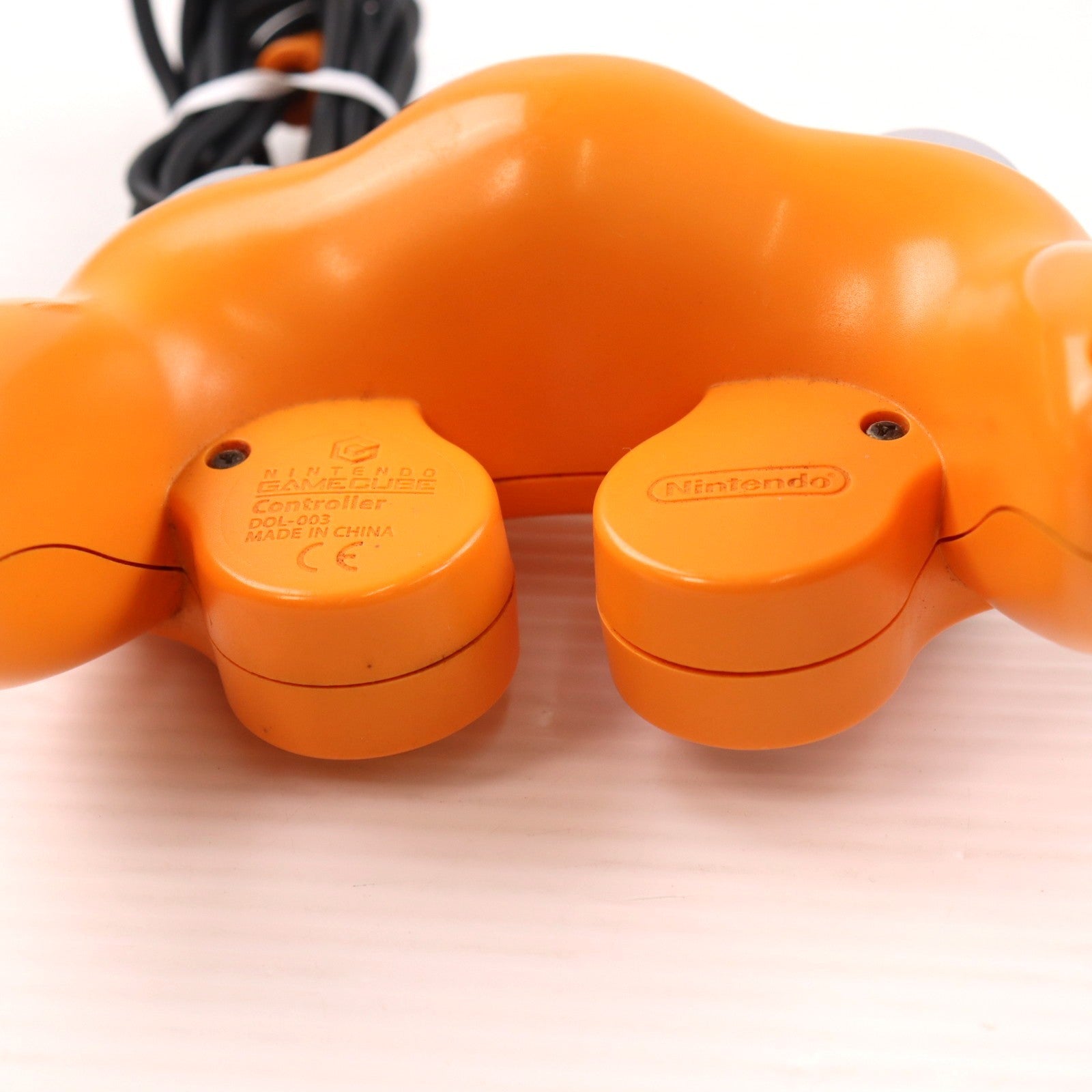 【中古即納】[ACC][GC] ニンテンドー ゲームキューブ コントローラ オレンジ 任天堂(DOL-A-CO)(20011121)