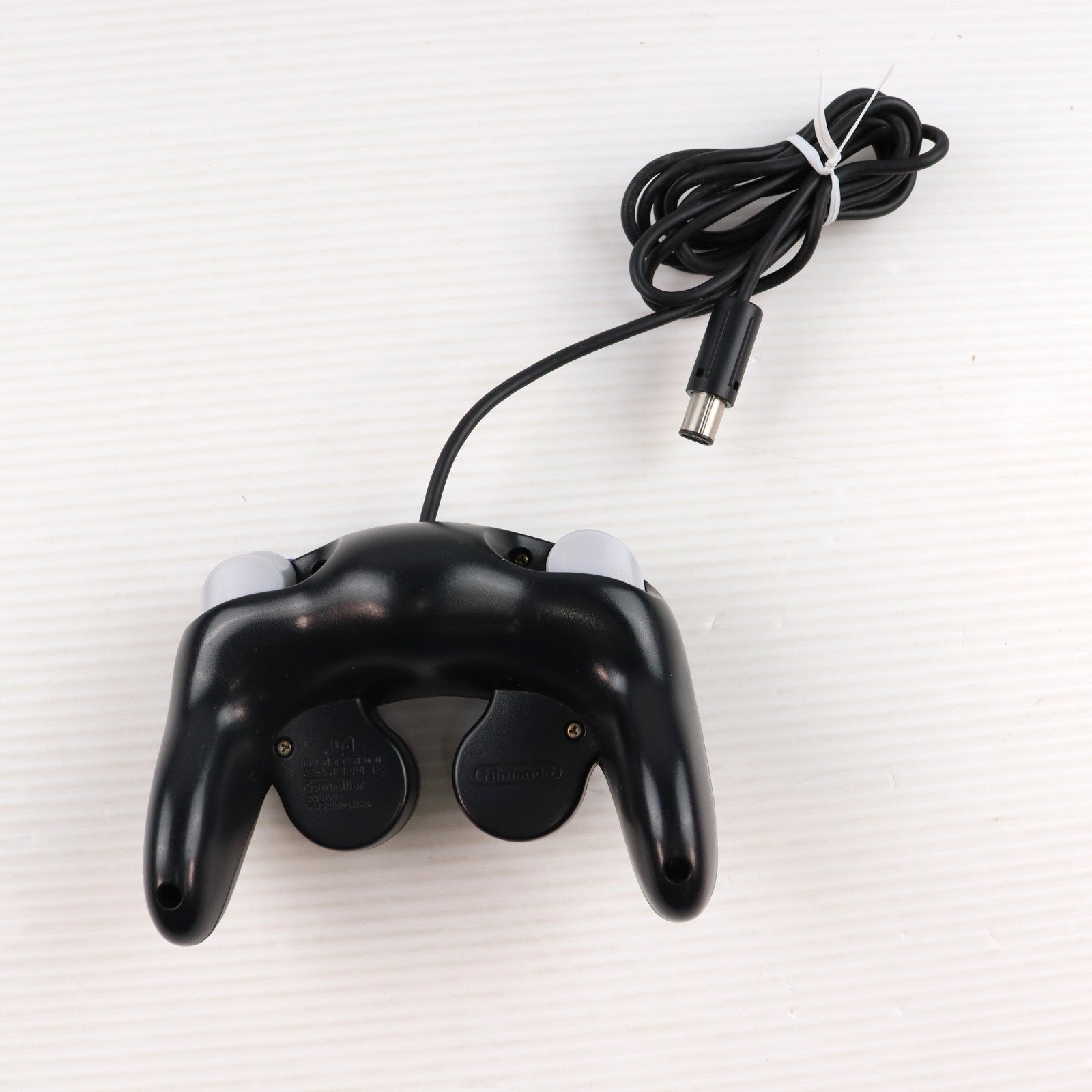 【中古即納】[ACC][GC] ニンテンドー ゲームキューブ コントローラ ブラック 任天堂(DOL-A-CK)(20011121)