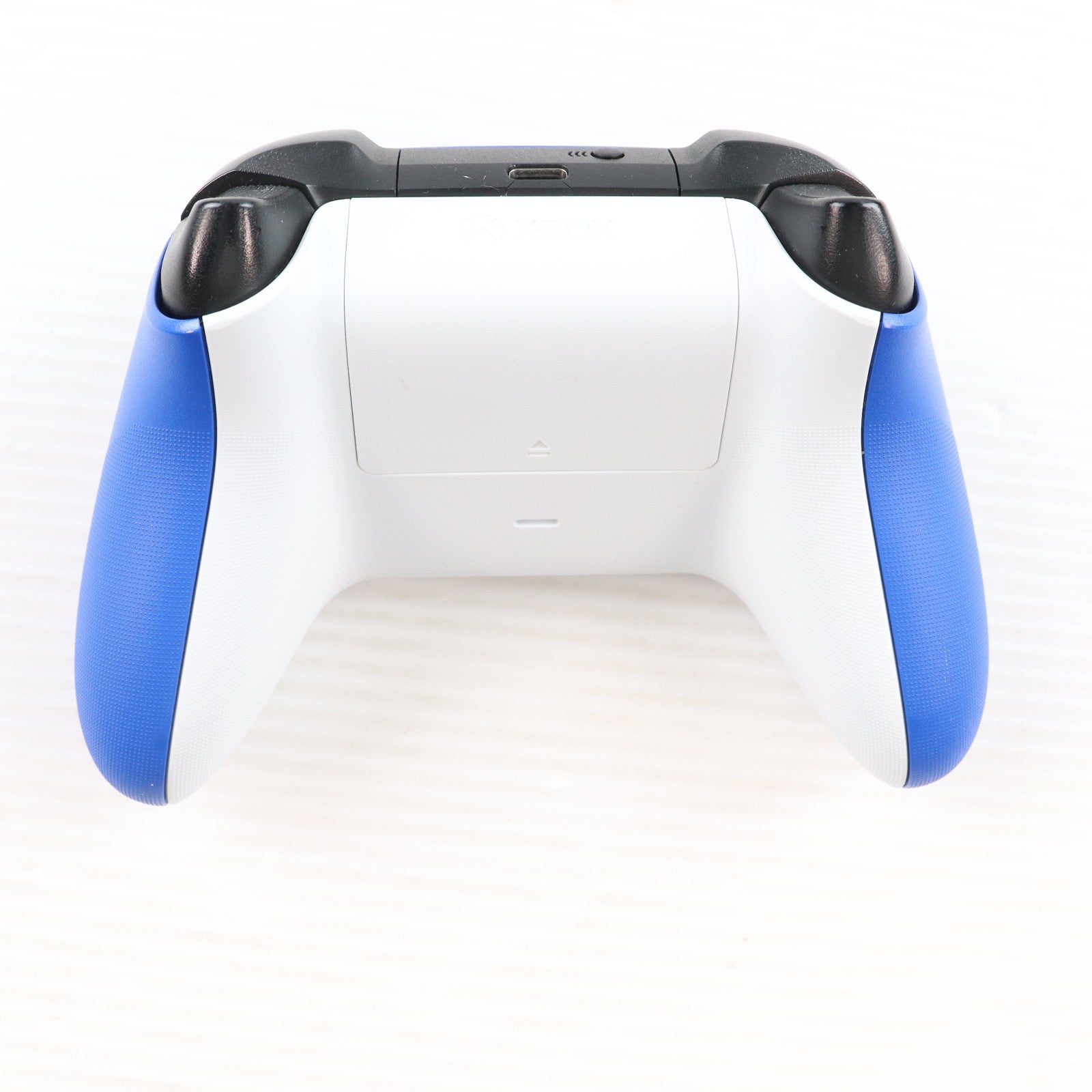 【中古即納】[ACC][XboxX/S] Xbox ワイヤレスコントローラー(ショックブルー) 日本マイクロソフト(QAU-00006)(20230331)