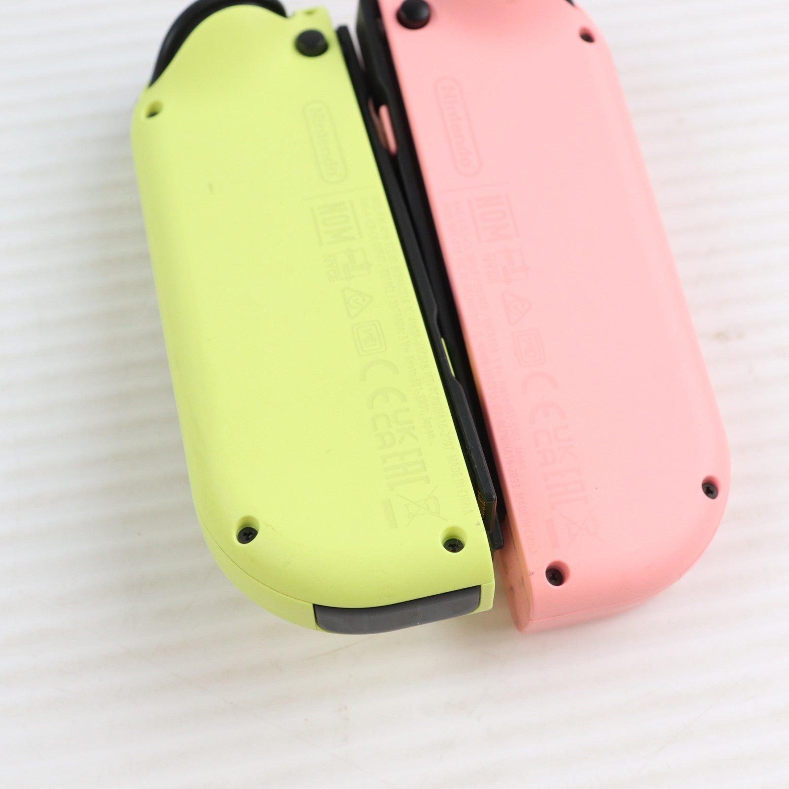 【中古即納】[ACC][Switch] Joy-Con(L) パステルピンク/(R) パステルイエロー(ジョイコンL パステルピンク/R パステルイエロー) 任天堂(HAC-A-JAVAF)(20230630)