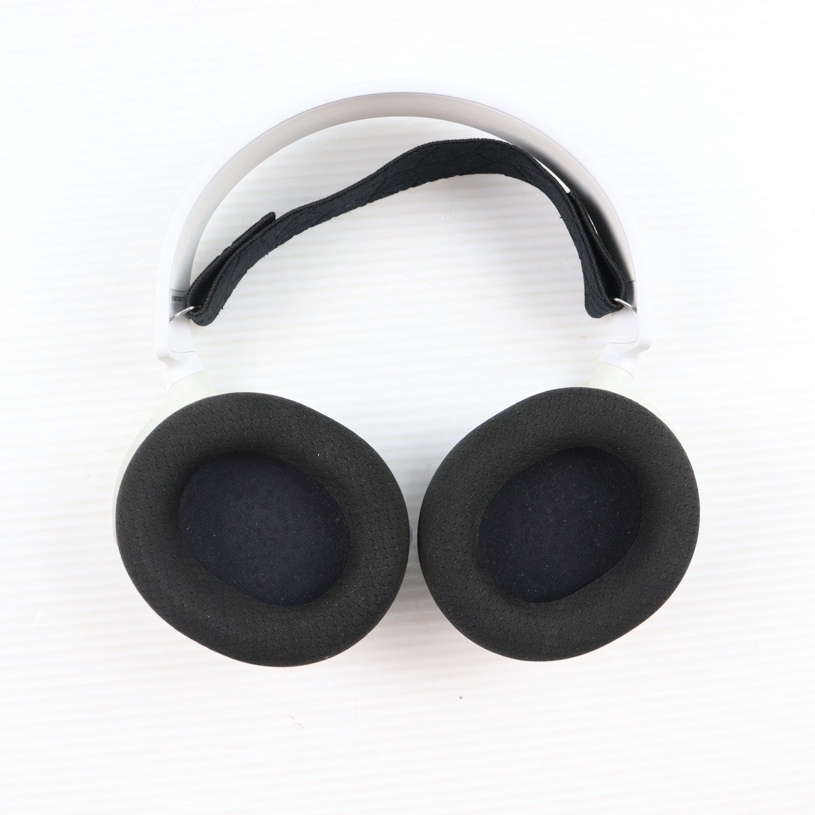 【中古即納】[ACC][PS5] SteelSeries ゲーミングヘッドセット(マイク付き・有線・密閉型) Arctis 5 ホワイト SteelSeries(スティールシリーズ)(61507)(20170430)