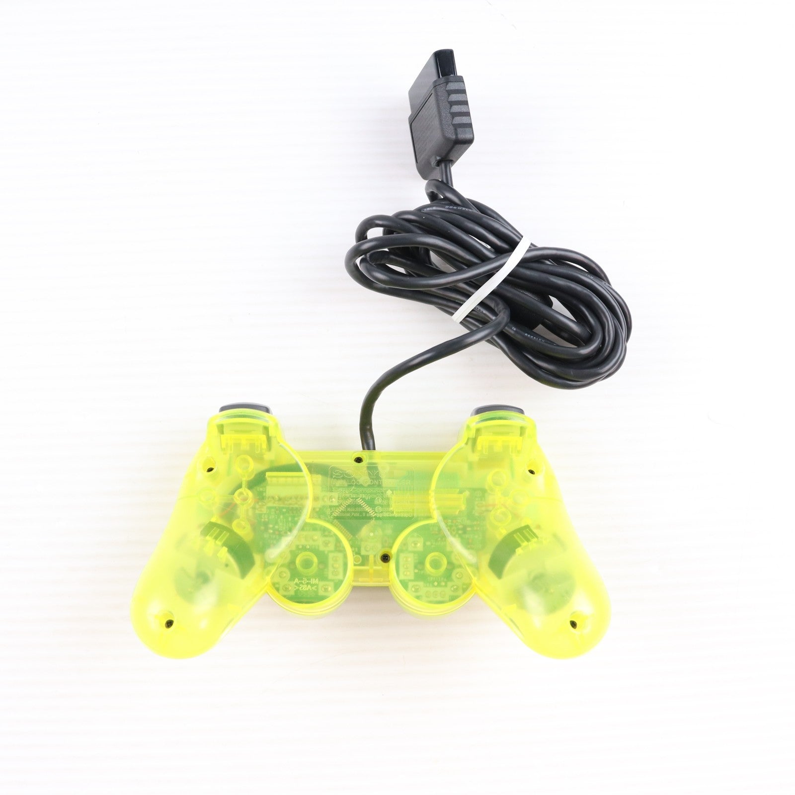 【中古即納】[ACC][PS2] アナログコントローラ デュアルショック2(DUALSHOCK2) レモン・イエロー SCE(SCPH-10010Y)(20020627)