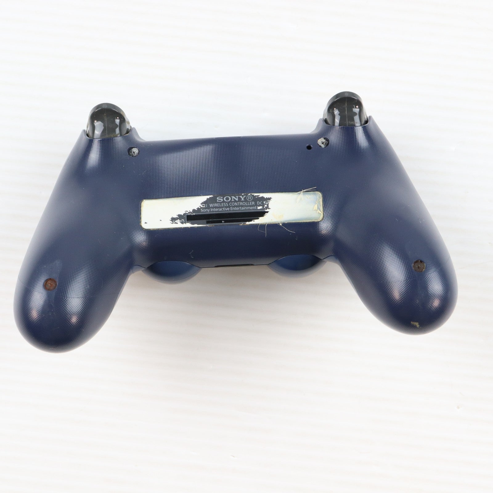 【中古即納】[ACC][PS4] ワイヤレスコントローラー DUALSHOCK4(デュアルショック4) ミッドナイト・ブルー SIE(CUH-ZCT2J22)(20171103)