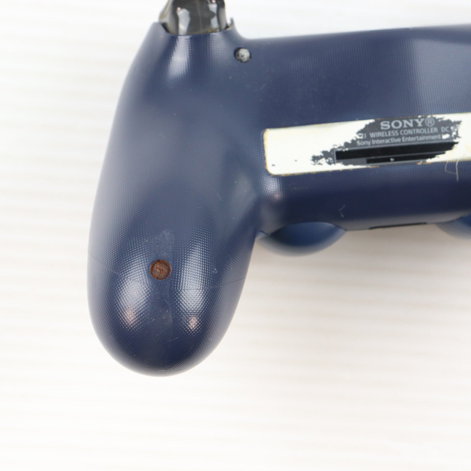 【中古即納】[ACC][PS4] ワイヤレスコントローラー DUALSHOCK4(デュアルショック4) ミッドナイト・ブルー SIE(CUH-ZCT2J22)(20171103)