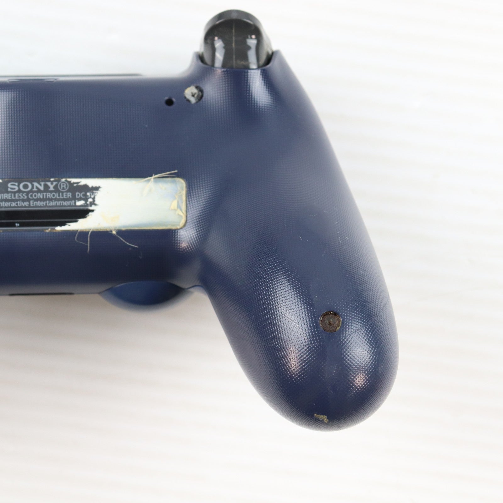 【中古即納】[ACC][PS4] ワイヤレスコントローラー DUALSHOCK4(デュアルショック4) ミッドナイト・ブルー SIE(CUH-ZCT2J22)(20171103)