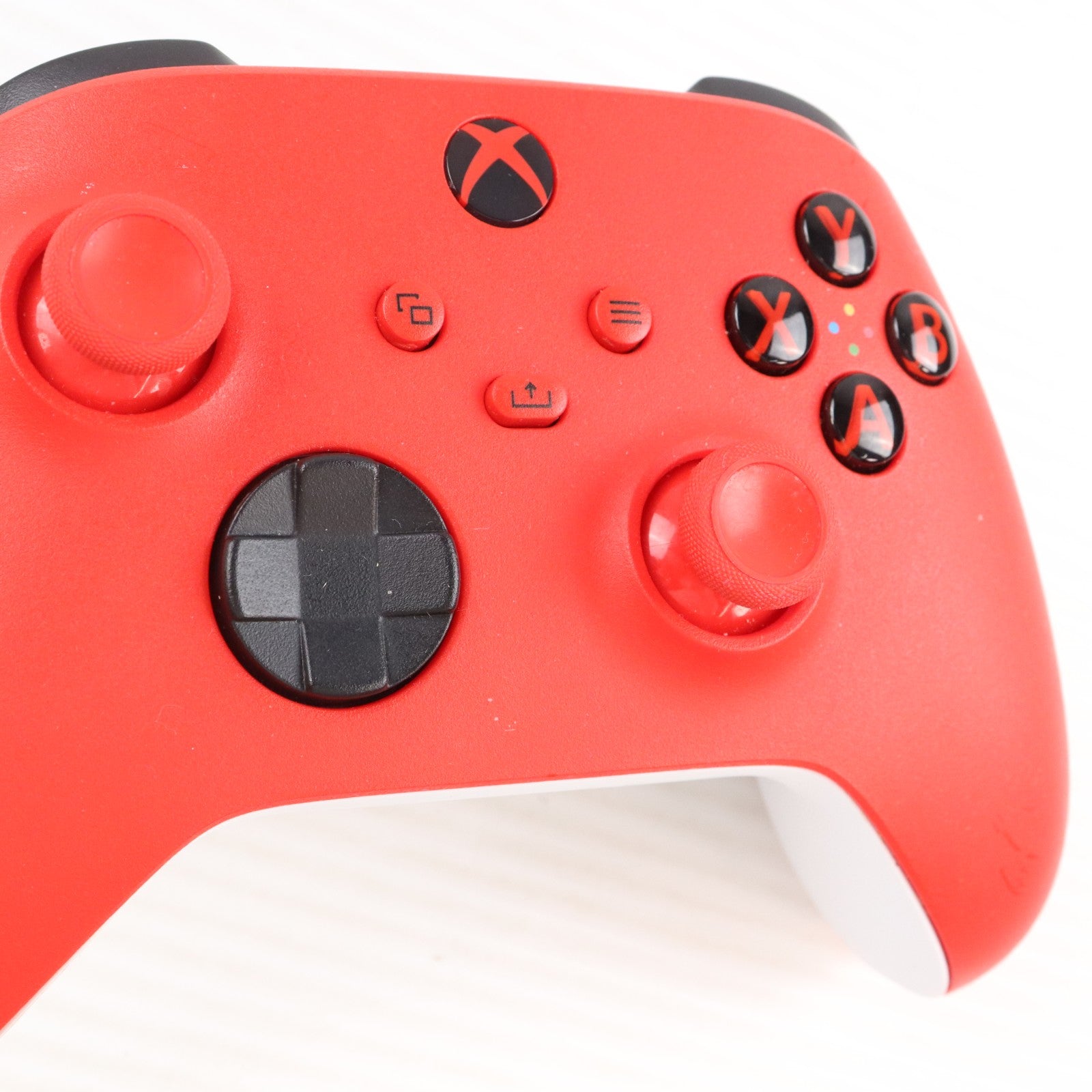 【中古即納】[ACC][XboxX/S] Xbox ワイヤレス コントローラー(パルス レッド) 日本マイクロソフト(QAU-00015)(20210223)