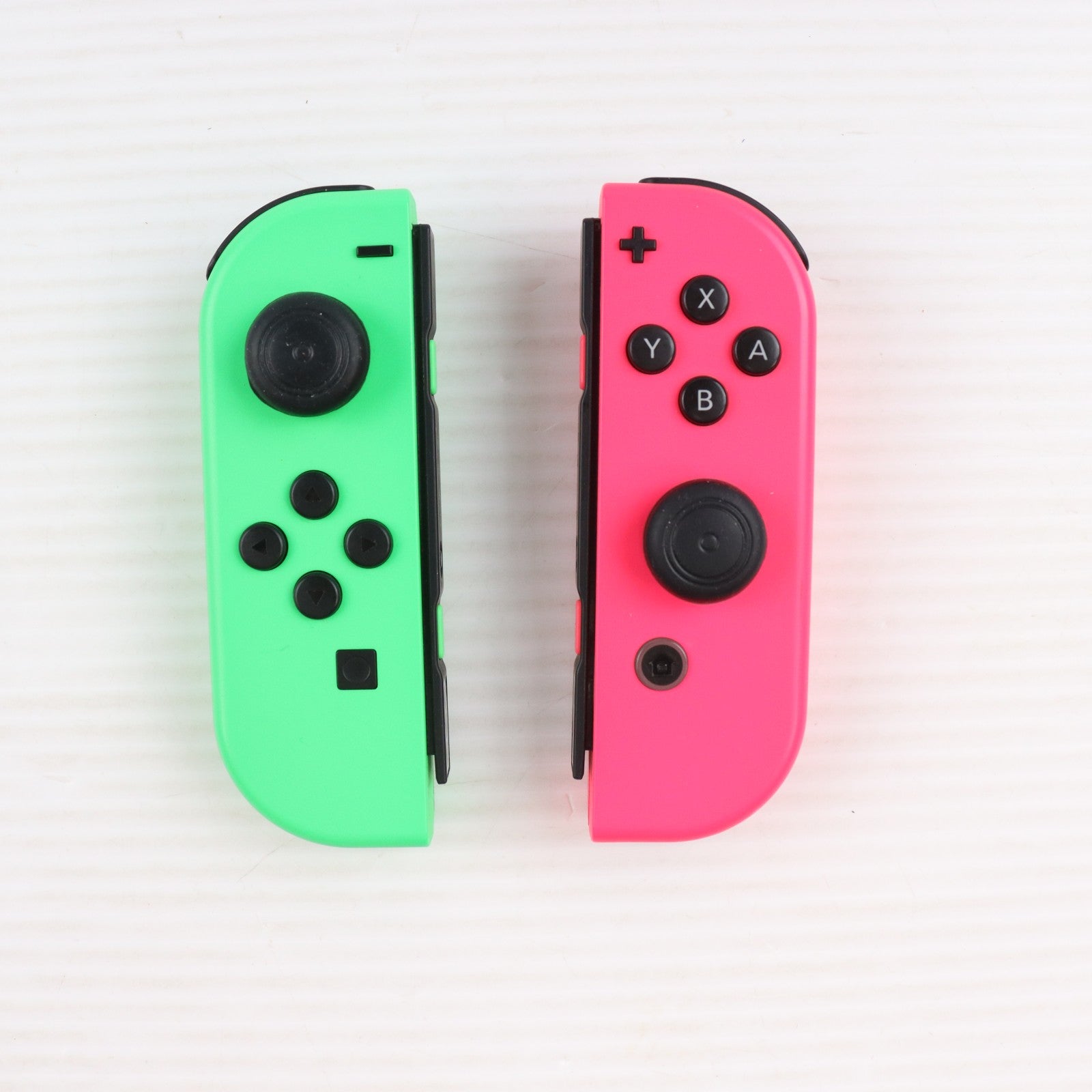 【中古即納】[ACC][Switch] Joy-Con(L) ネオングリーン/(R) ネオンピンク(ジョイコンL ネオングリーン/R ネオンピンク) 任天堂(HAC-A-JAFAA)(20170721)