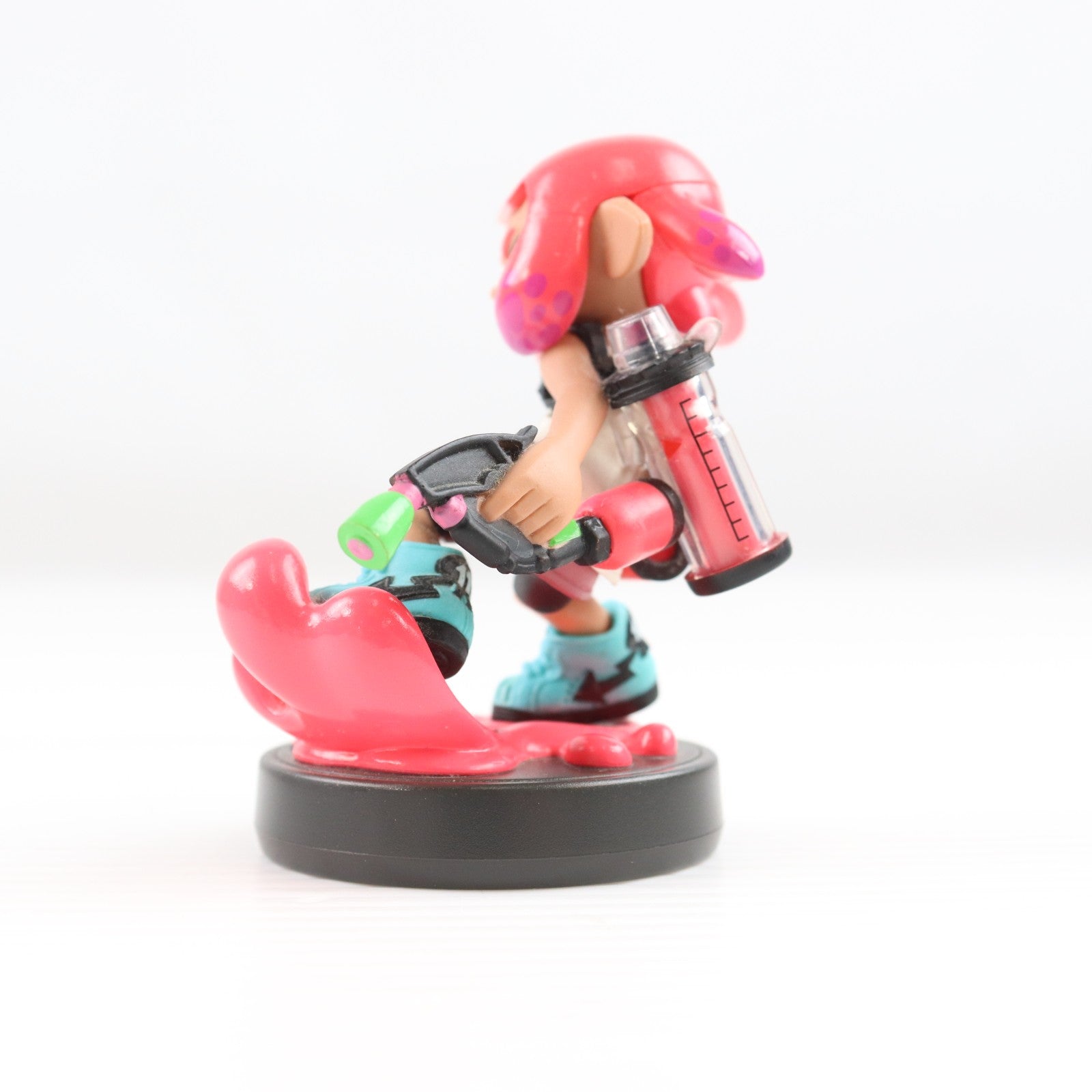 【中古即納】[ACC][Switch] amiibo(アミーボ) ガール【ネオンピンク】(スプラトゥーンシリーズ) 任天堂(NVL-C-AEAJ)(20170721)