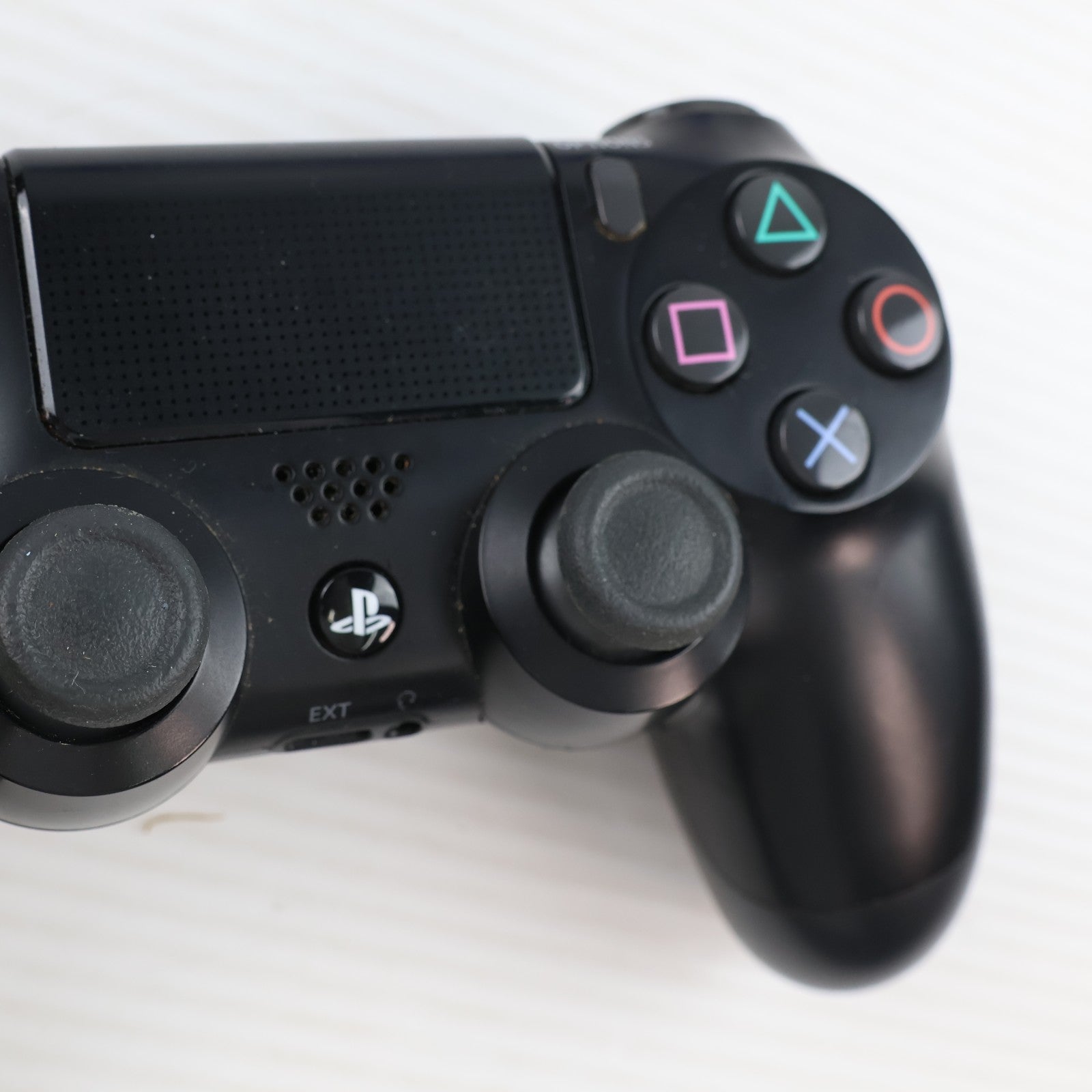 【中古即納】[ACC][PS4] DUALSHOCK 4(デュアルショック4) ワイヤレスコントローラー グレイシャー・ホワイト SIE(CUH-ZCT2J13)(20170223)