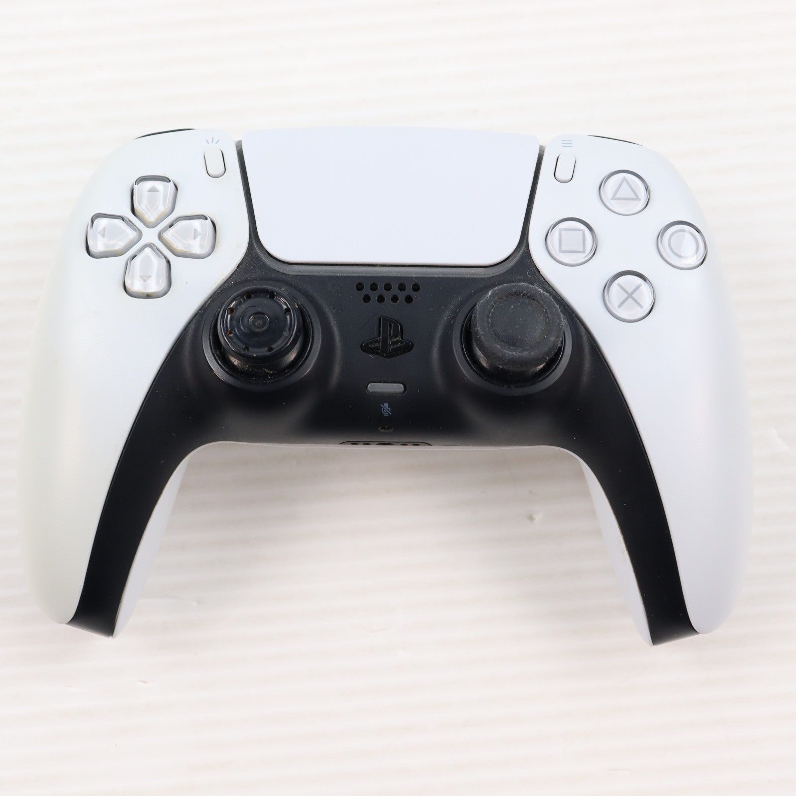 【中古即納】[ACC][PS5] DualSense(デュアルセンス) ワイヤレスコントローラー SIE(CFI-ZCT1J)(20201112)