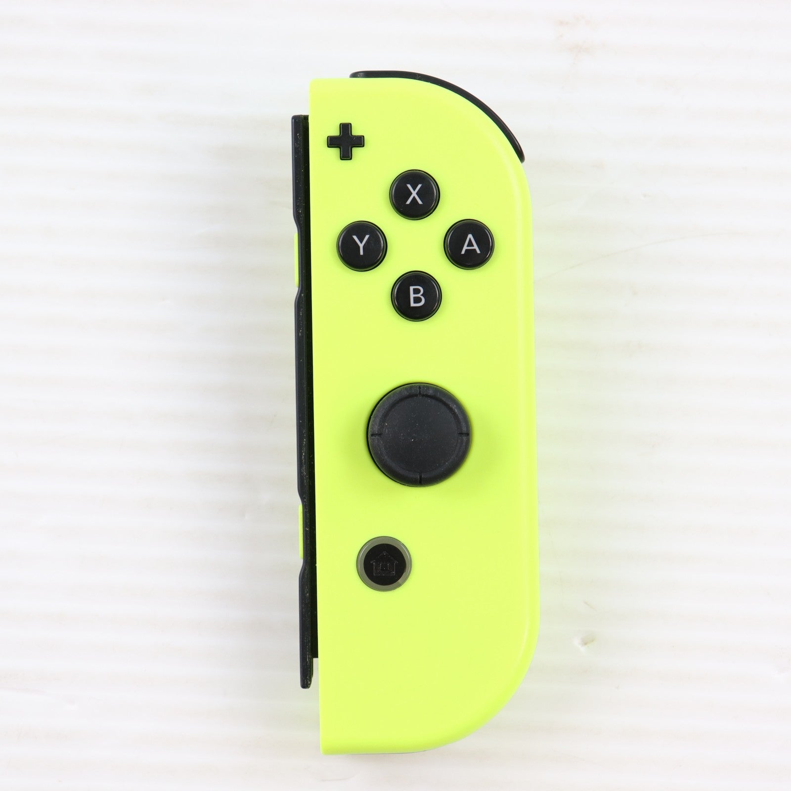 【中古即納】[ACC][Switch] マイニンテンドーストア限定 Joy-Con(R) ネオンイエロー(ジョイコンR ネオンイエロー) 任天堂(HAC-A-JRYAA)(20170616)