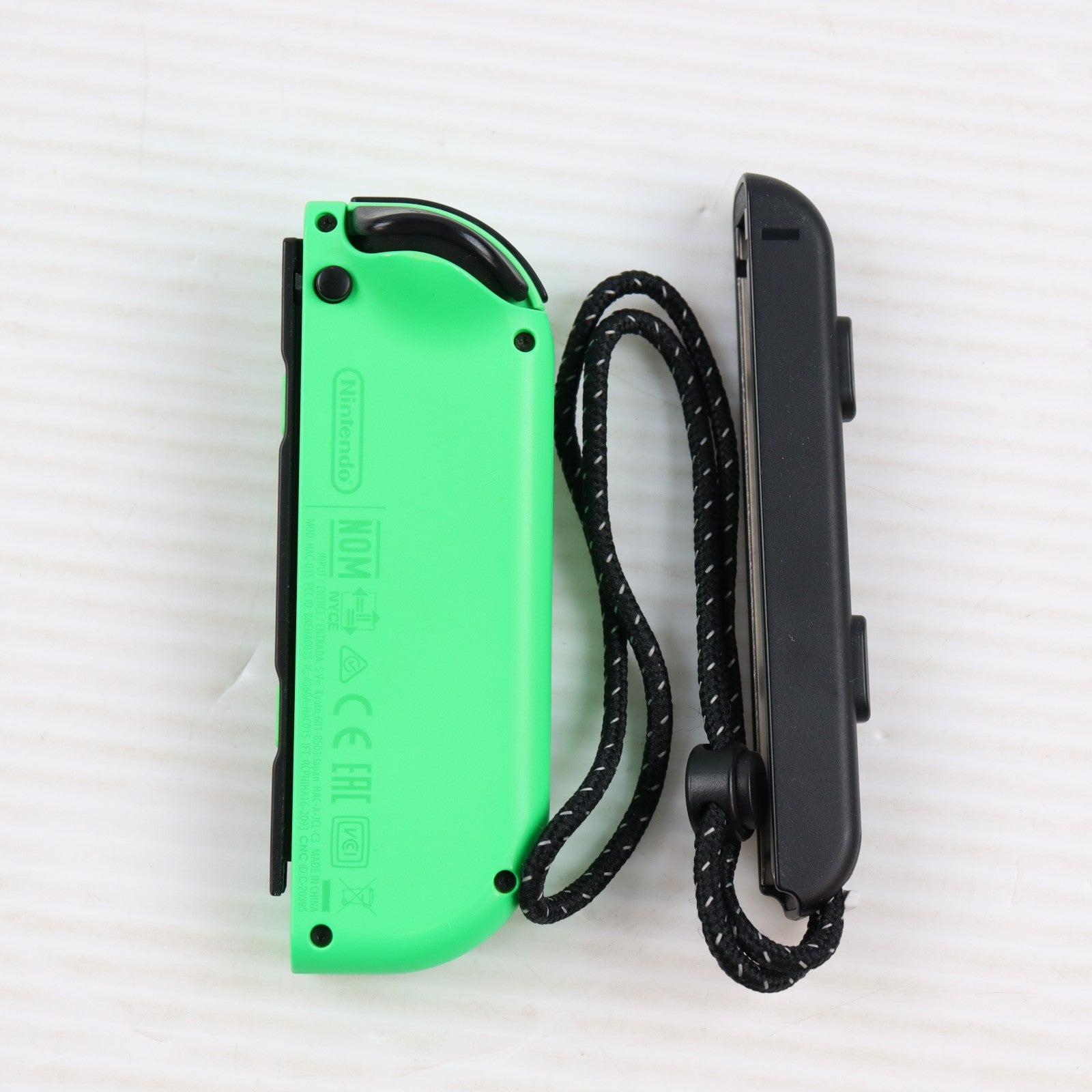 【中古即納】[ACC][Switch] Joy-Con(L) ネオングリーン(ジョイコンL ネオングリーン) 任天堂(HAC-015)(20170721)