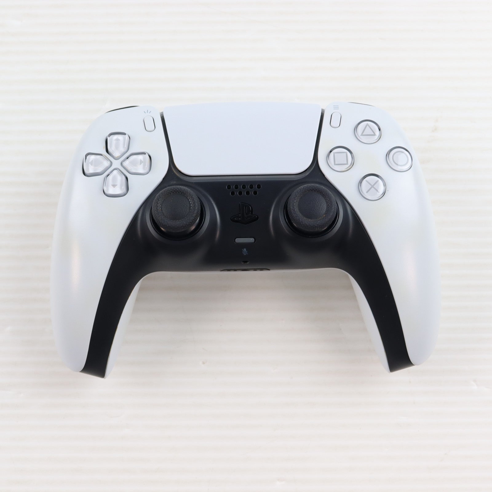 【中古即納】[ACC][PS5] DualSense(デュアルセンス) ワイヤレスコントローラー SIE(CFI-ZCT1J)(20201112)