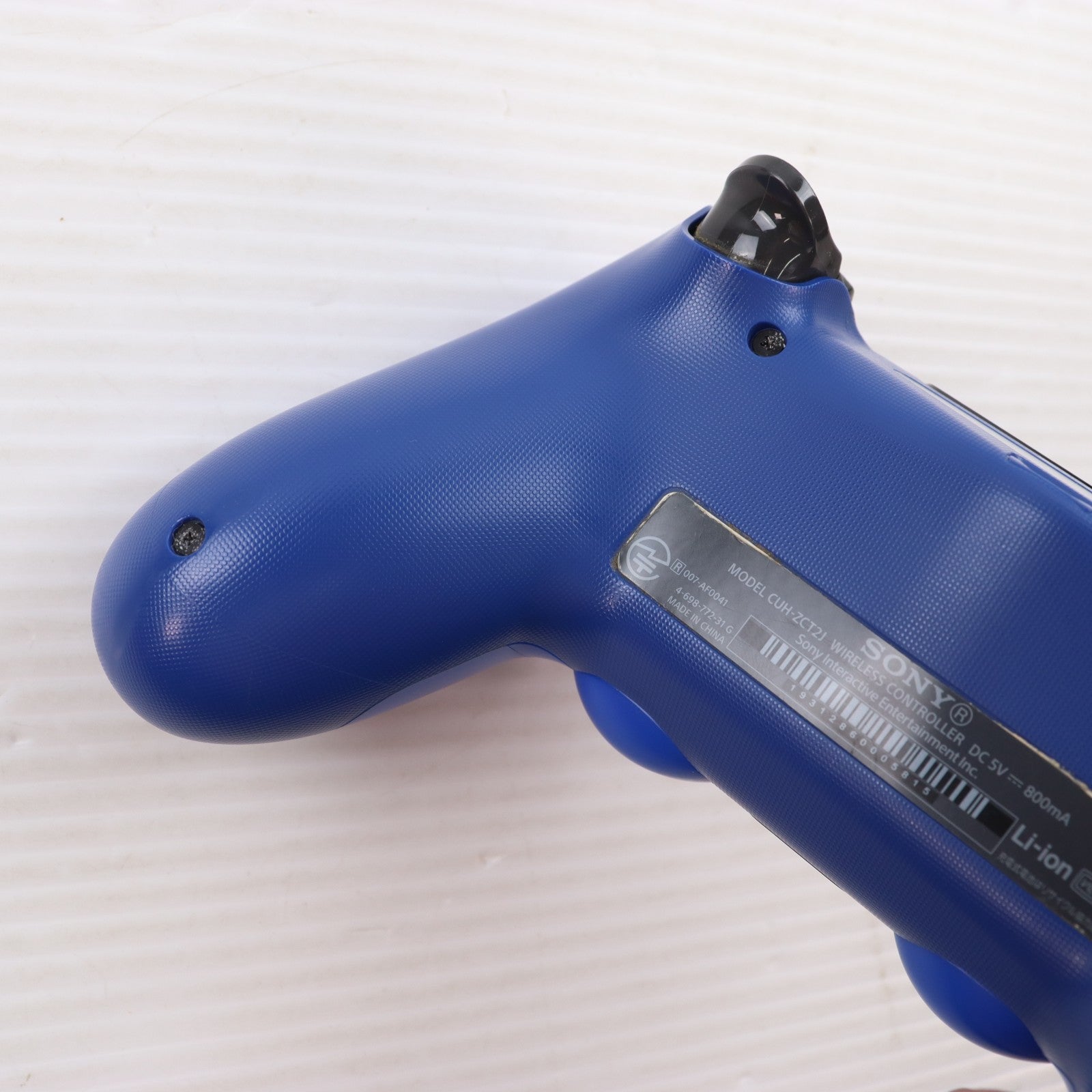 【中古即納】[ACC][PS4] ワイヤレスコントローラー DUALSHOCK4(デュアルショック4) ウェイブ・ブルー SIE(CUH-ZCT2J12)(20161110)