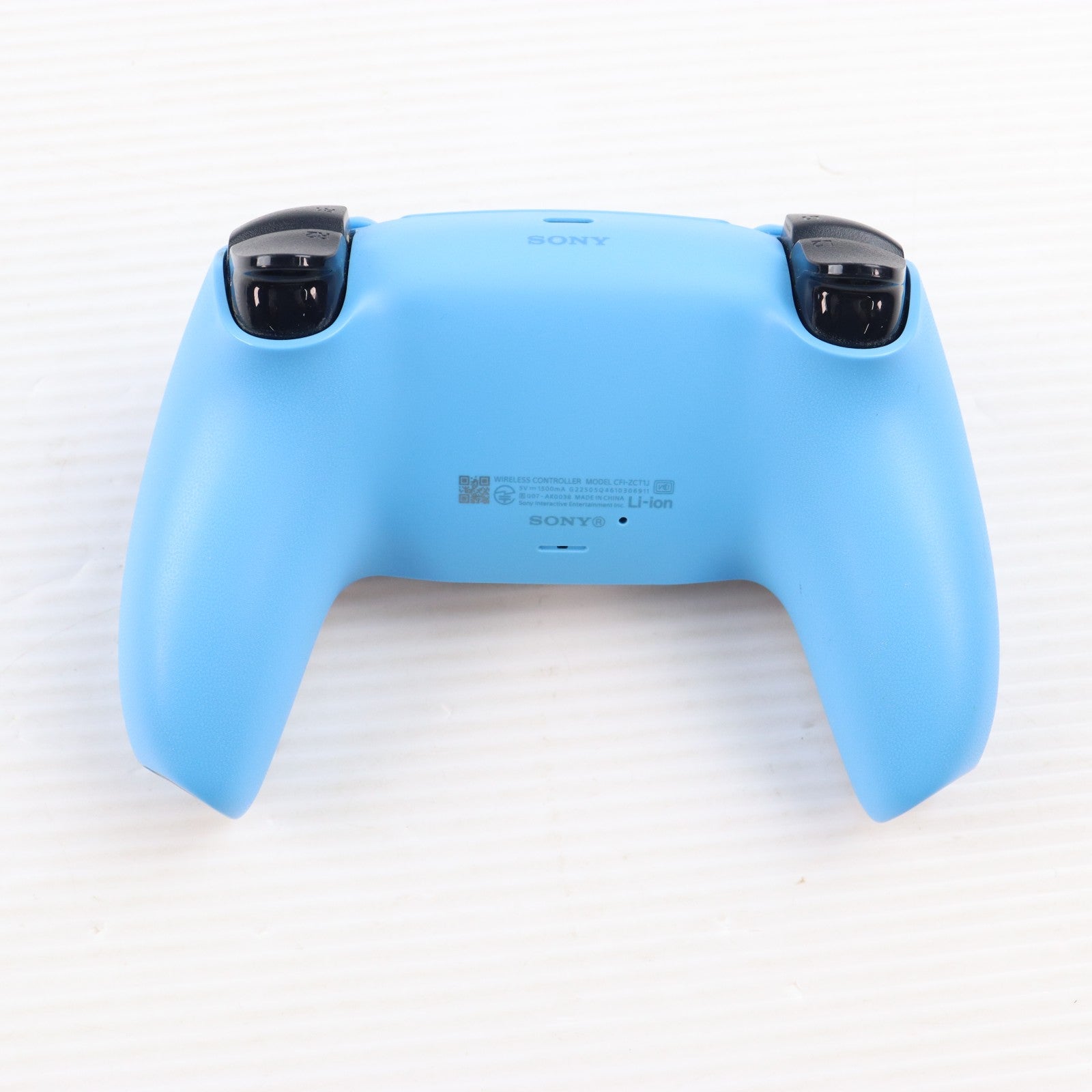 【中古即納】[ACC][PS5] DualSense(デュアルセンス) ワイヤレスコントローラー スターライト ブルー SIE(CFI-ZCT2J05) (20251121)