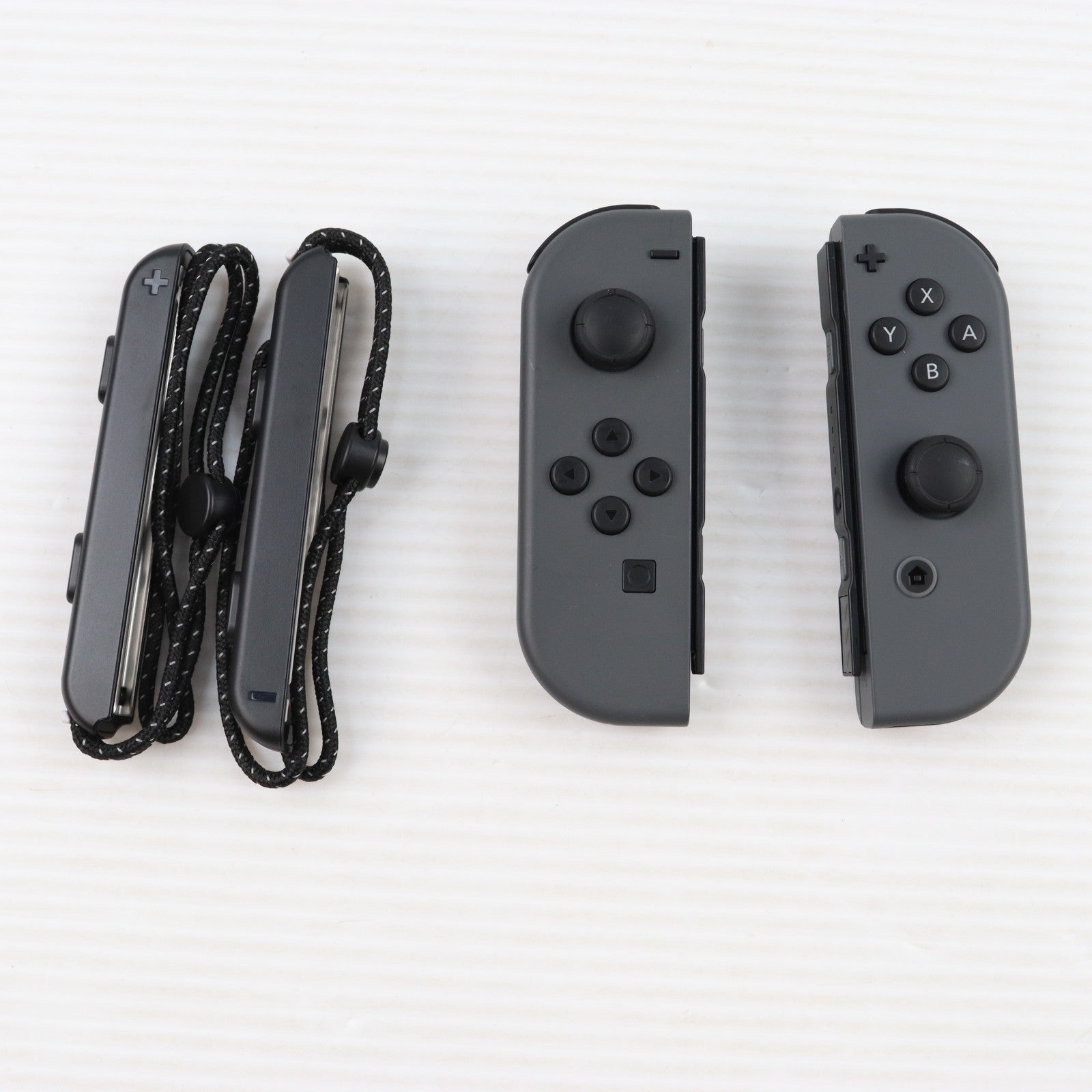 【中古即納】[ACC][Switch] Joy-Con(L)/(R) グレー(ジョイコンL/R グレー) 任天堂(HAC-A-JAAAA)(20170303)
