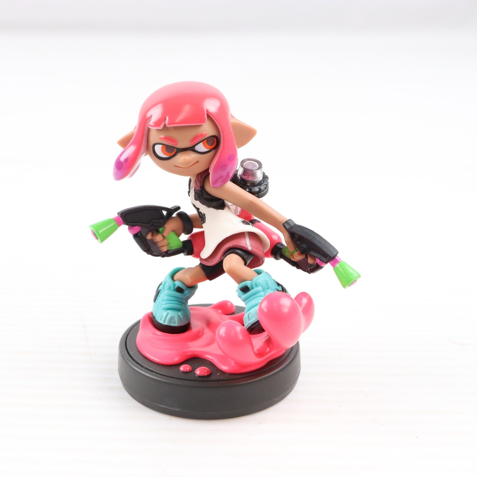 【中古即納】[ACC][Switch] amiibo(アミーボ) ガール【ネオンピンク】(スプラトゥーンシリーズ) 任天堂(NVL-C-AEAJ)(20170721)