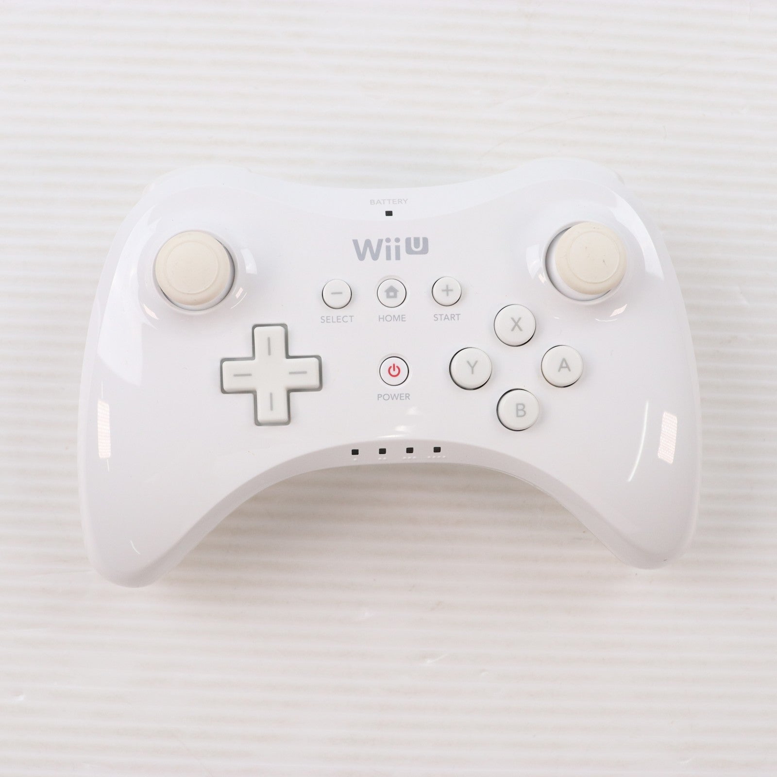 【中古即納】[ACC][WiiU] Wii U PROコントローラー shiro(Wii U プロコントローラー シロ) 任天堂(WUP-A-RSWA)(20121208)
