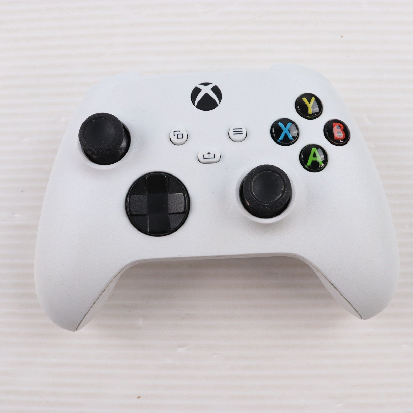 【中古即納】[ACC][XboxX/S] Xbox ワイヤレス コントローラー(ロボットホワイト) 日本マイクロソフト(QAS-00006)(20231031)