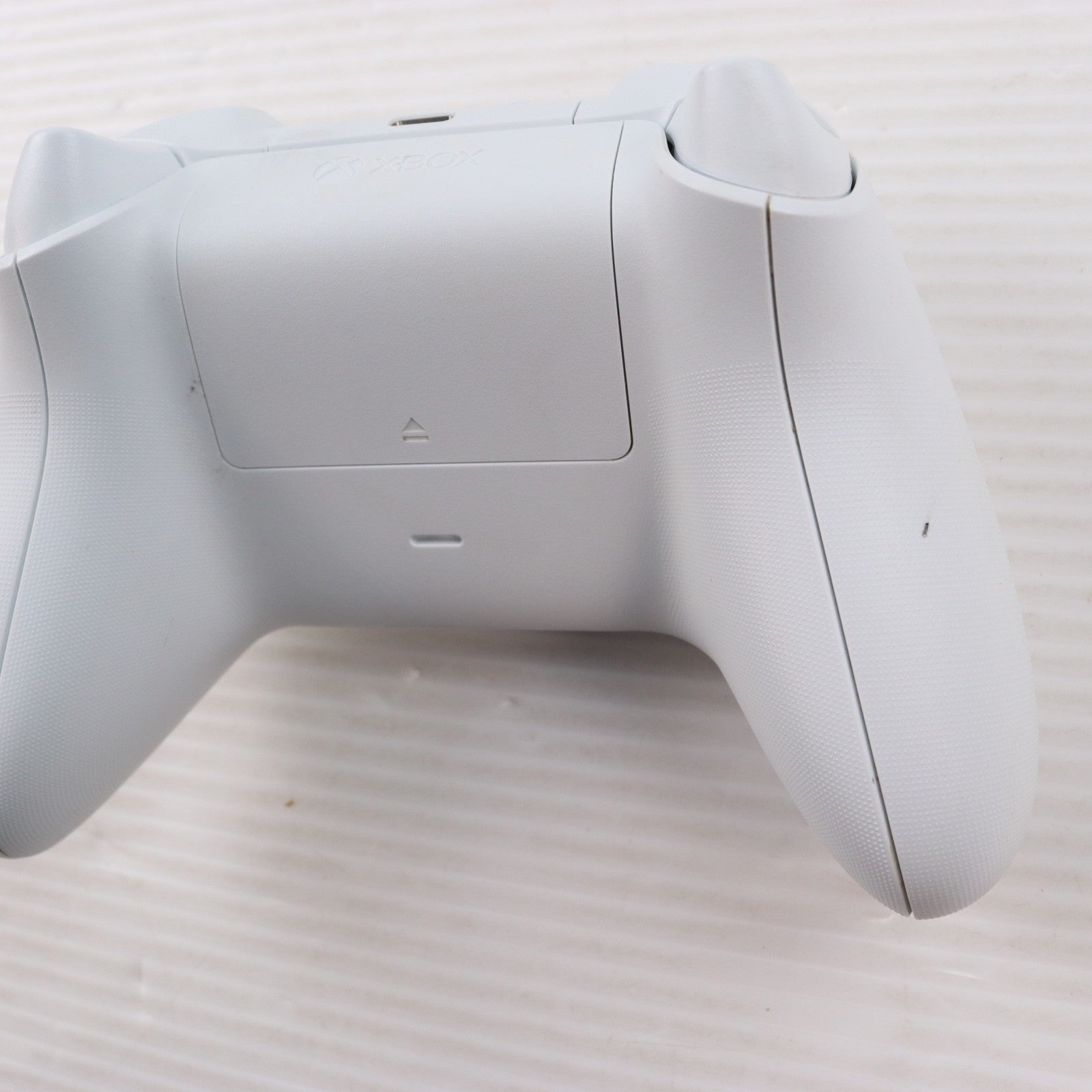 【中古即納】[ACC][XboxX/S] Xbox ワイヤレス コントローラー(ロボットホワイト) 日本マイクロソフト(QAS-00006)(20231031)