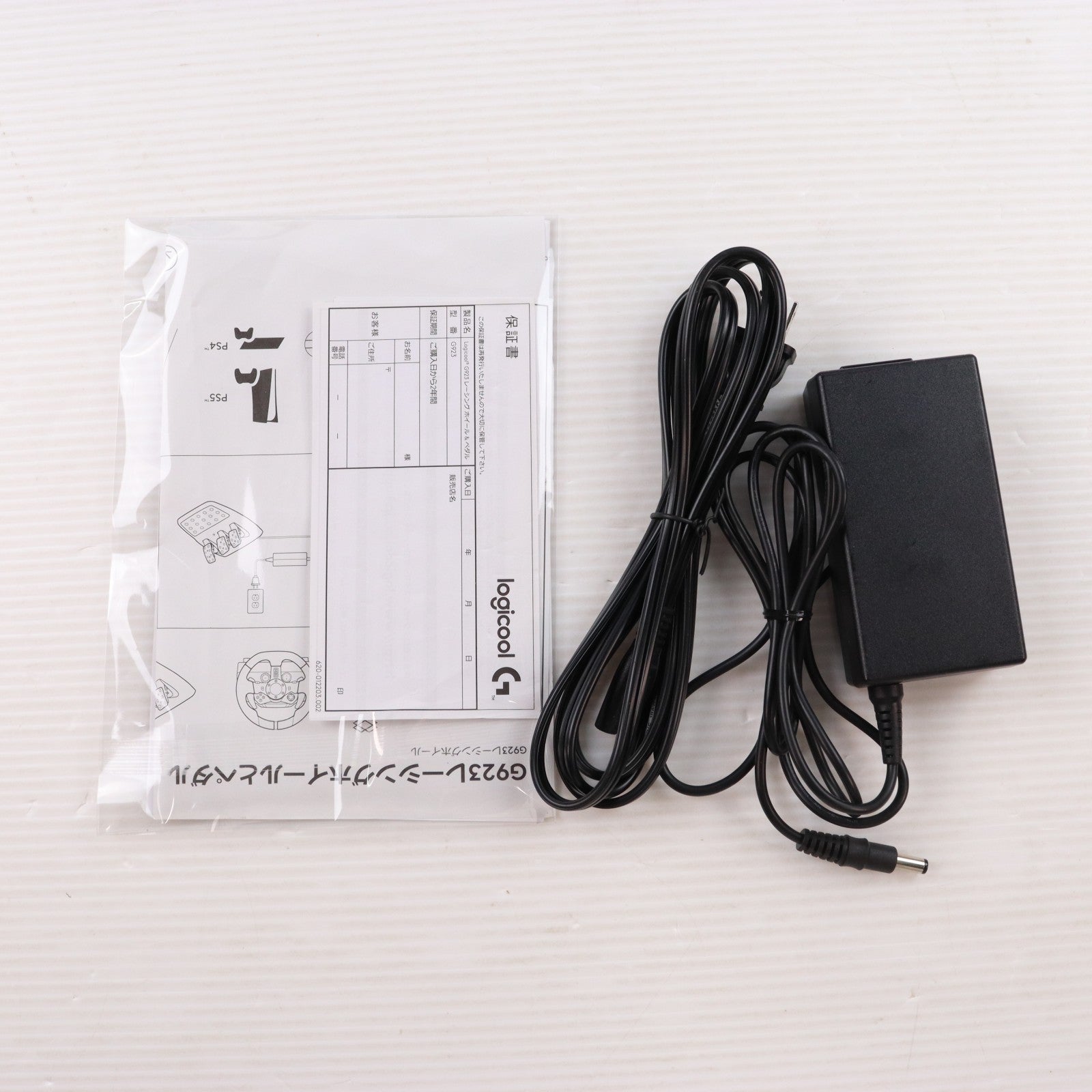 【中古即納】[ACC][PS4] G923 Racing Wheel & Pedal(G923 レーシングホイール&ペダル) Logicool(ロジクール)(G923)(20200917)