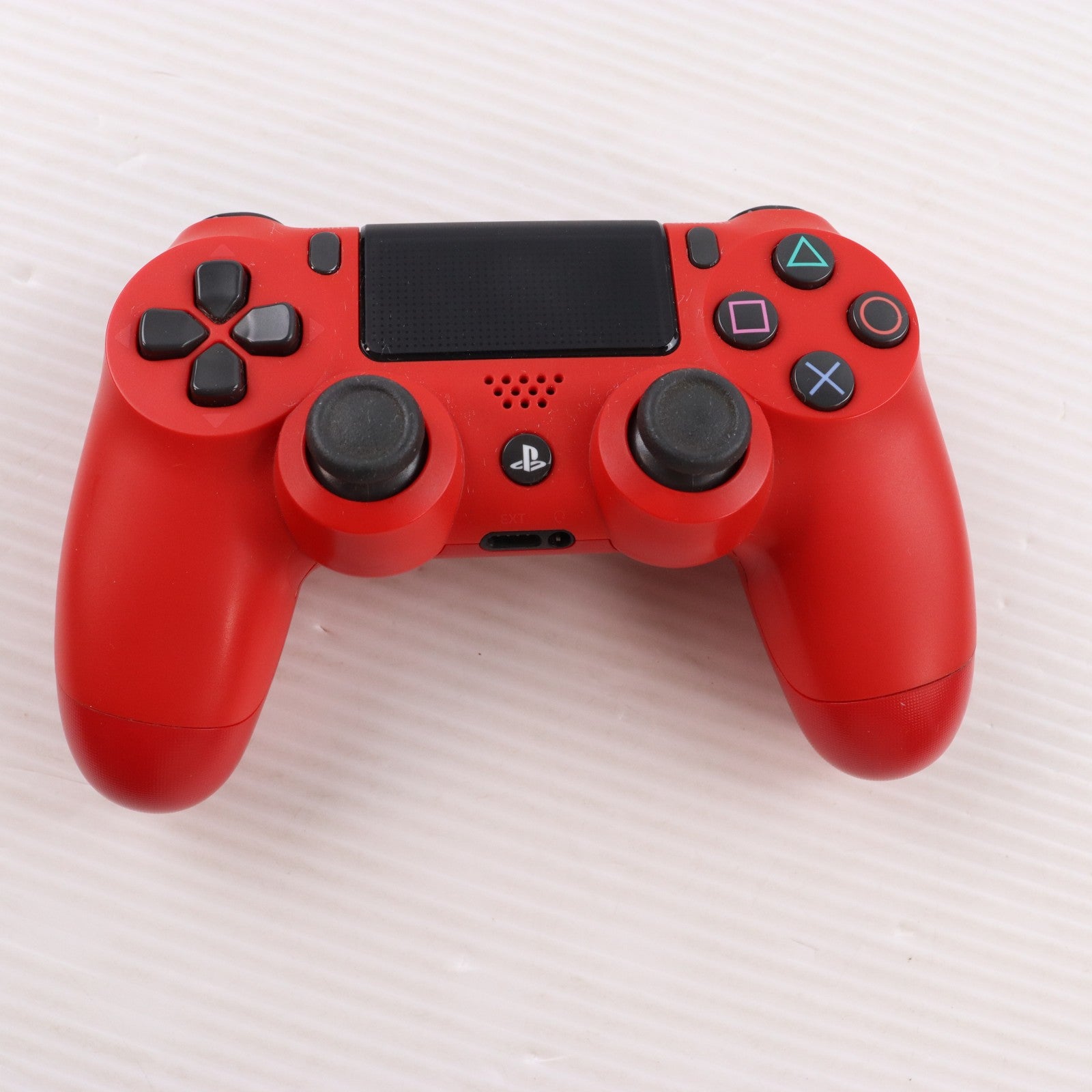 【中古即納】[ACC][PS4] ワイヤレスコントローラー DUALSHOCK4(デュアルショック4) マグマ・レッド SIE(CUH-ZCT2J11)(20161110)