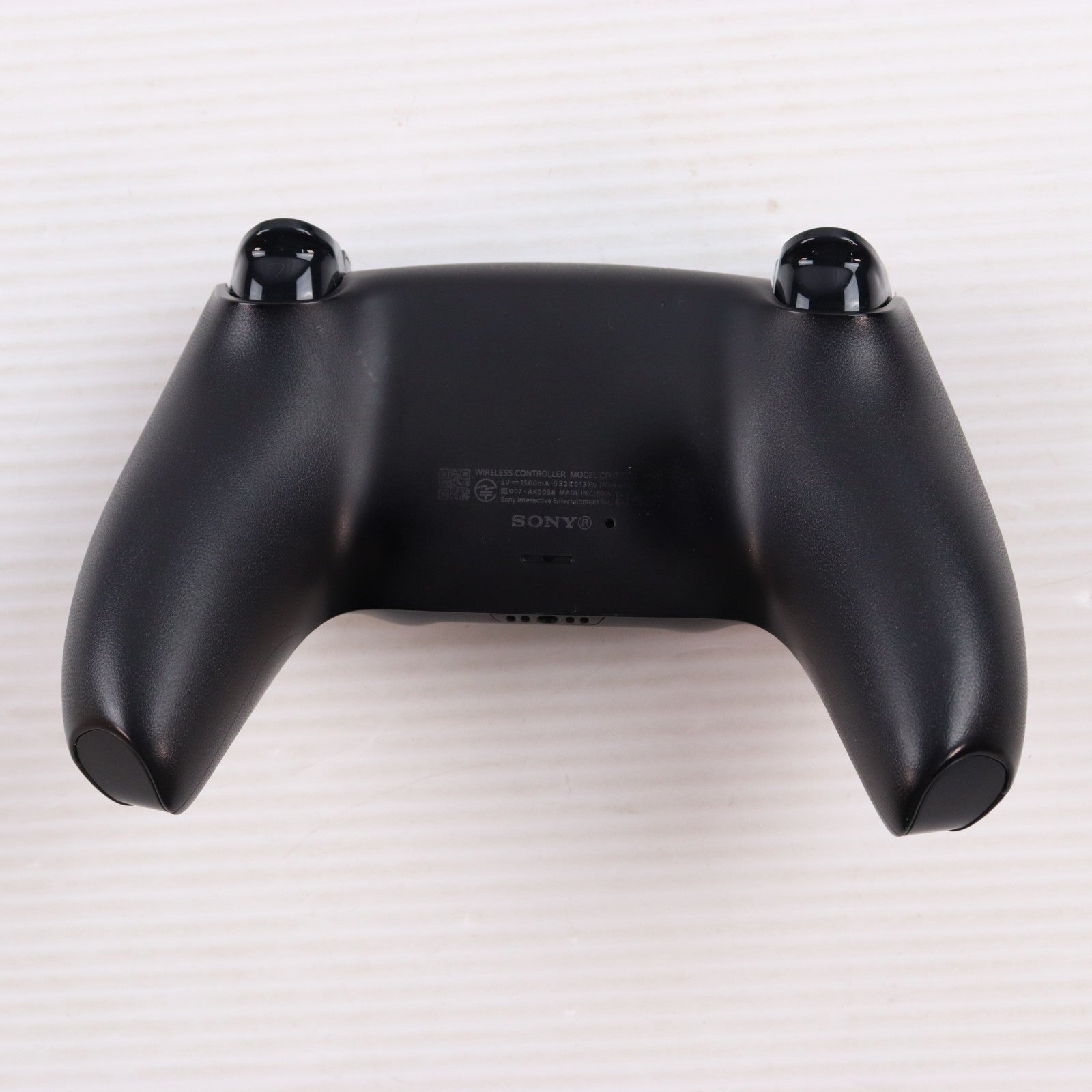 【中古即納】[ACC][PS5] DualSense(デュアルセンス) ワイヤレスコントローラー ミッドナイト ブラック SIE(CFI-ZCT1J01)(20210610)