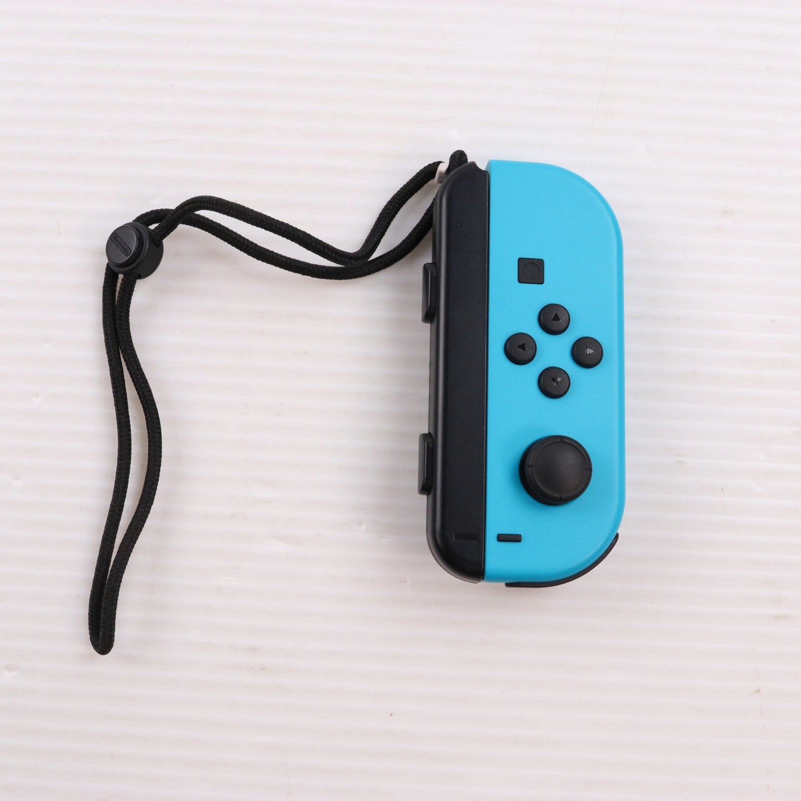 【中古即納】[ACC][Switch] Joy-Con(L) ネオンブルー(ジョイコンL ネオンブルー) 任天堂(HAC-A-JLBAA)(20170303)