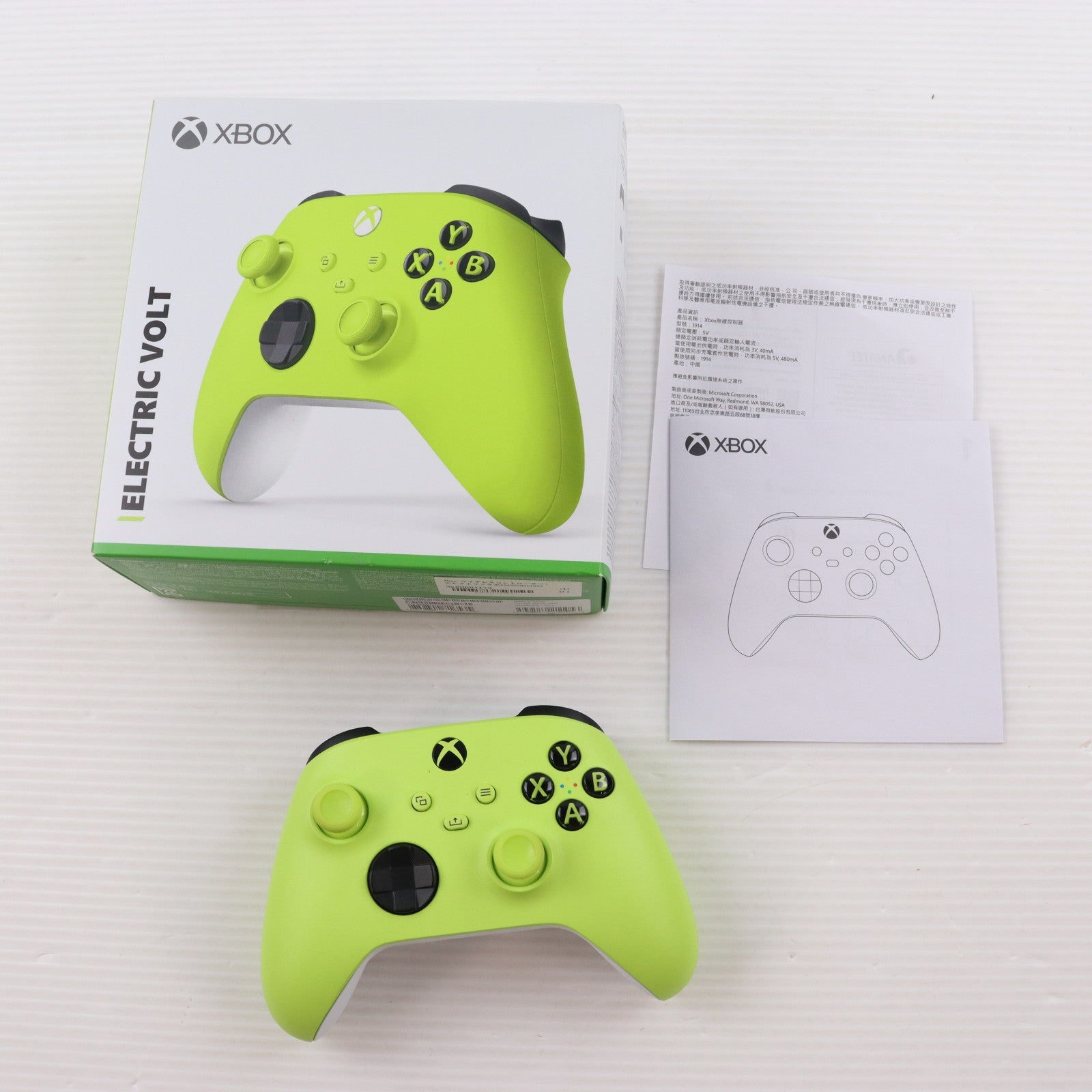 【中古即納】[ACC][XboxX/S] Xbox ワイヤレスコントローラー(エレクトリックボルト) 日本マイクロソフト(QAU-00023)(20230331)