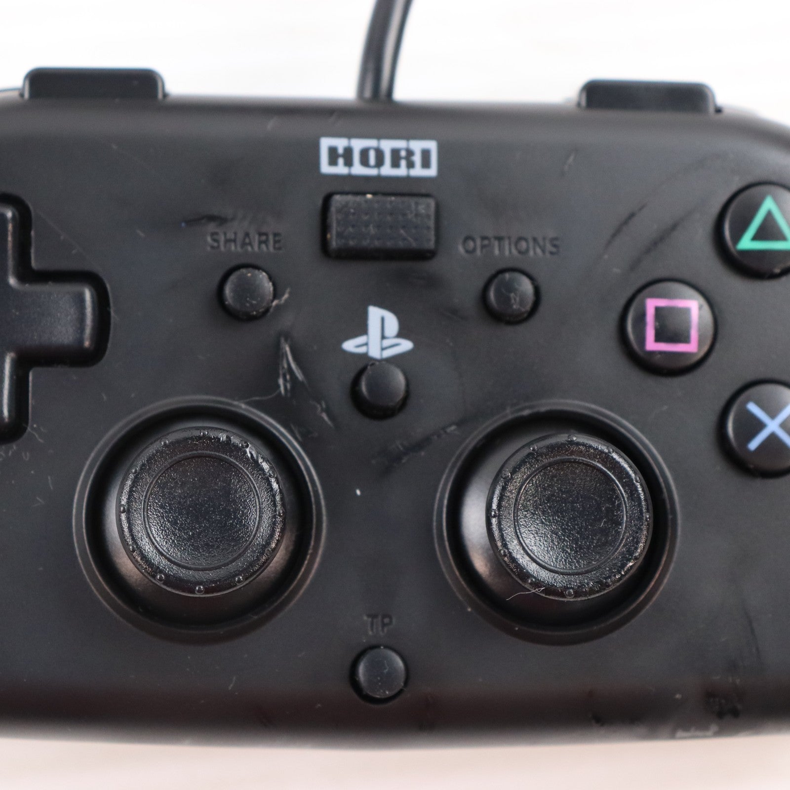 【中古即納】[ACC][PS4] ワイヤードコントローラーライト for PlayStation4 ブラック ソニーライセンス商品 HORI(PS4-099)(20171201)