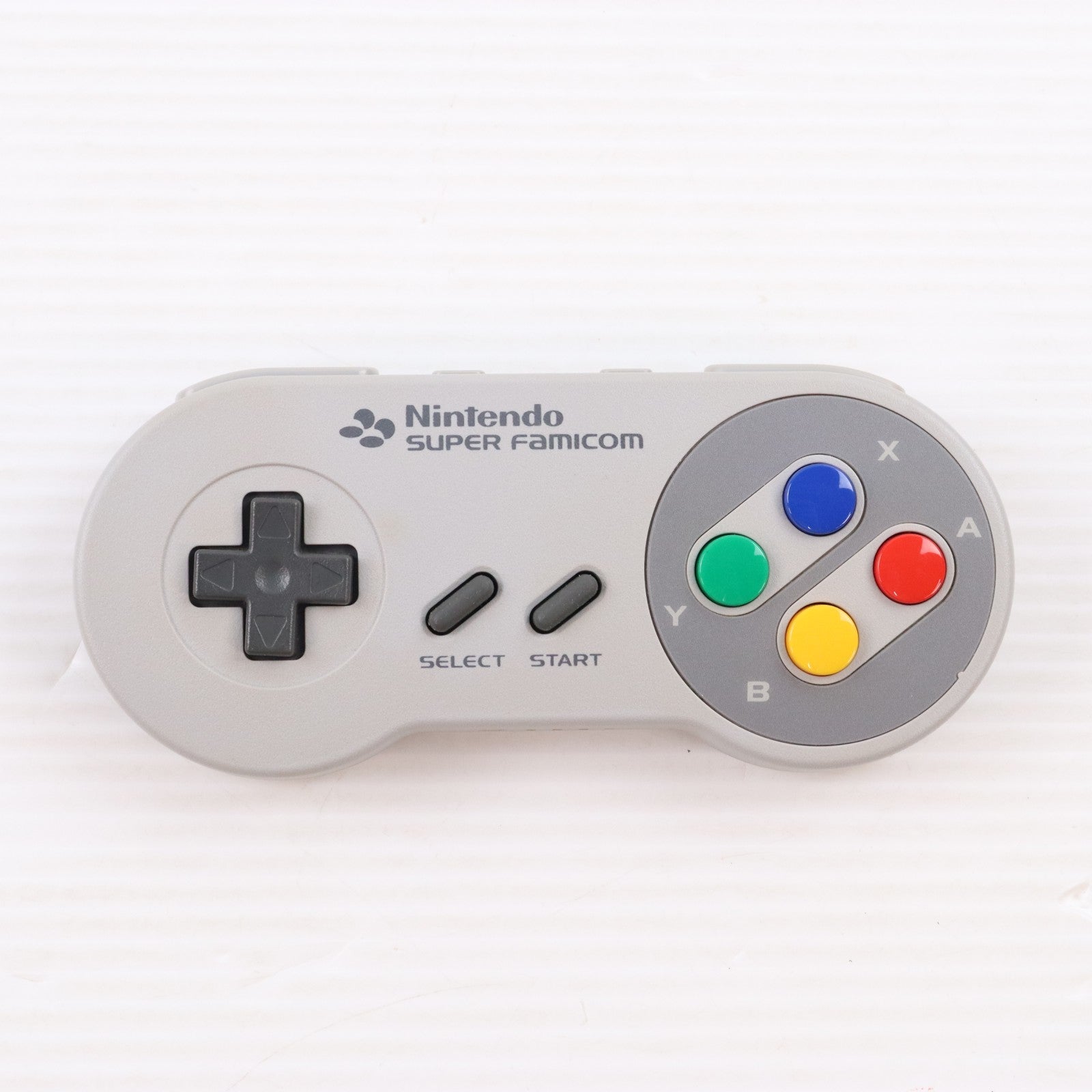【中古即納】[ACC][Switch] マイニンテンドーストア限定 スーパーファミコン コントローラー Nintendo Switch Online(ニンテンドースイッチオンライン) 加入者限定特典 任天堂(HAC-A-LRKSH)(20190925)