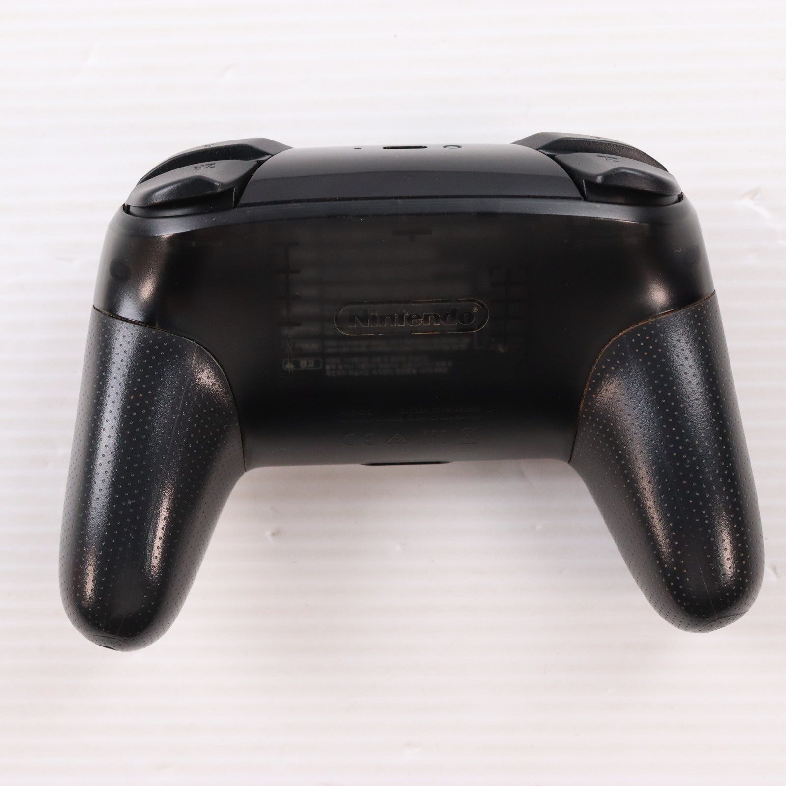 【中古即納】[ACC][Switch] (USB充電ケーブル無し) Nintendo Switch Proコントローラー(ニンテンドースイッチ プロコントローラー) 任天堂(HAC-A-FSSKA)(20170303)