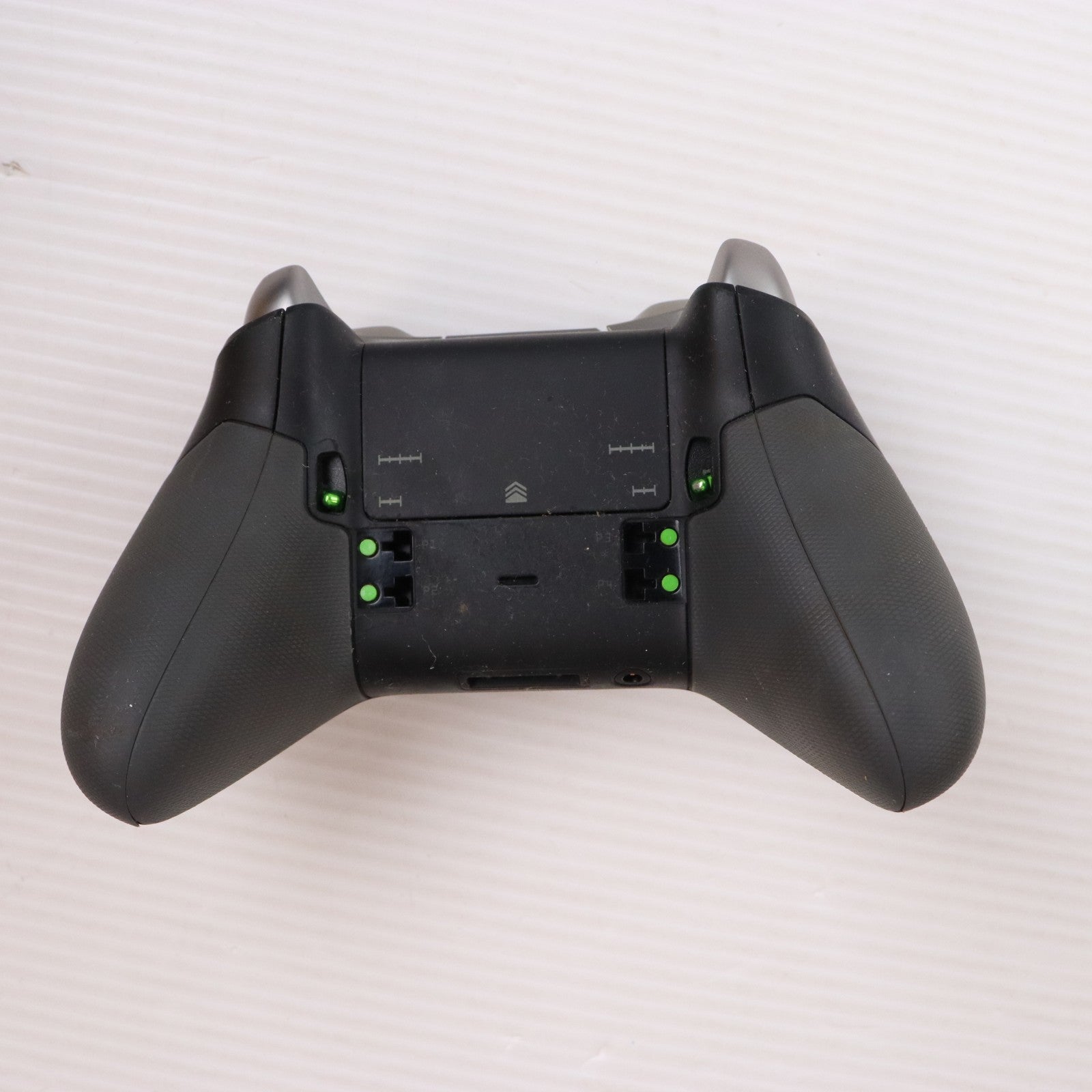 【中古即納】[ACC][XboxOne] Xbox Elite(エリート) ワイヤレス コントローラー 日本マイクロソフト(HM3-00006)(20160225)