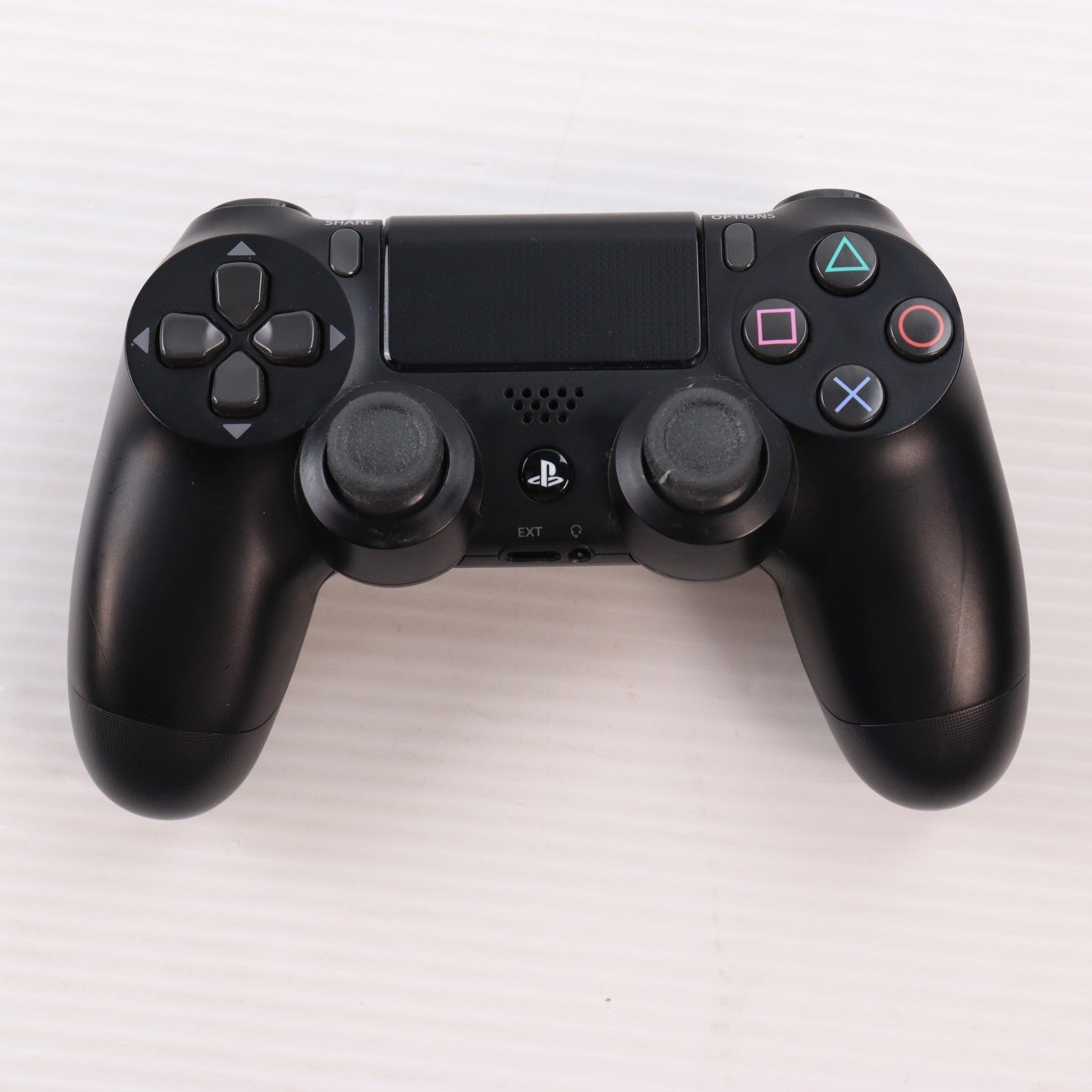 【中古即納】[ACC][PS4] ワイヤレスコントローラー DUALSHOCK4(デュアルショック4) ジェット・ブラック SCE(CUH-ZCT2J)(20160915)