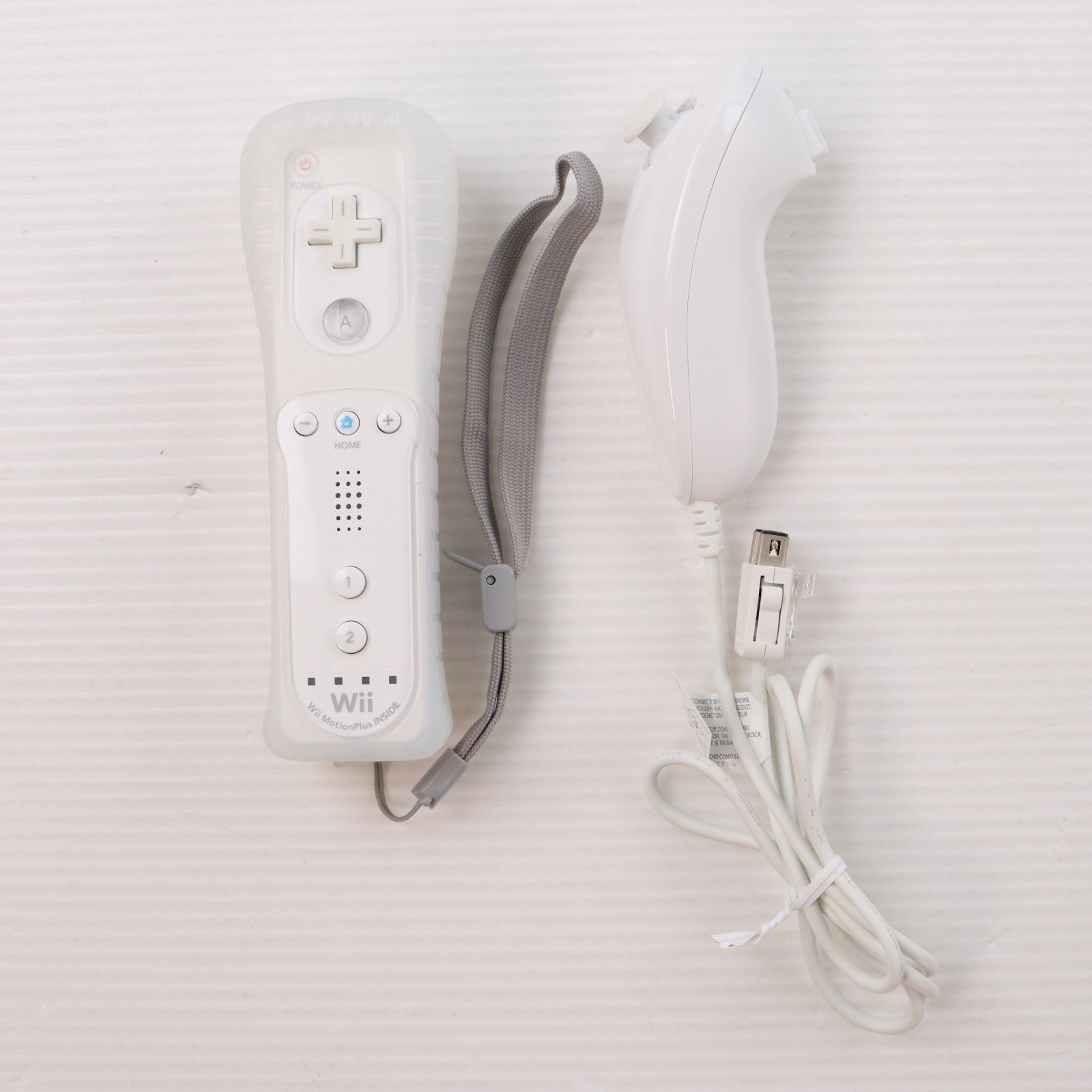 【中古即納】[ACC][Wii] Wiiリモコンプラス追加パック Shiro 白 シロ(Wii/Wii U用) 任天堂(RVL-A-AS02)(20121208)