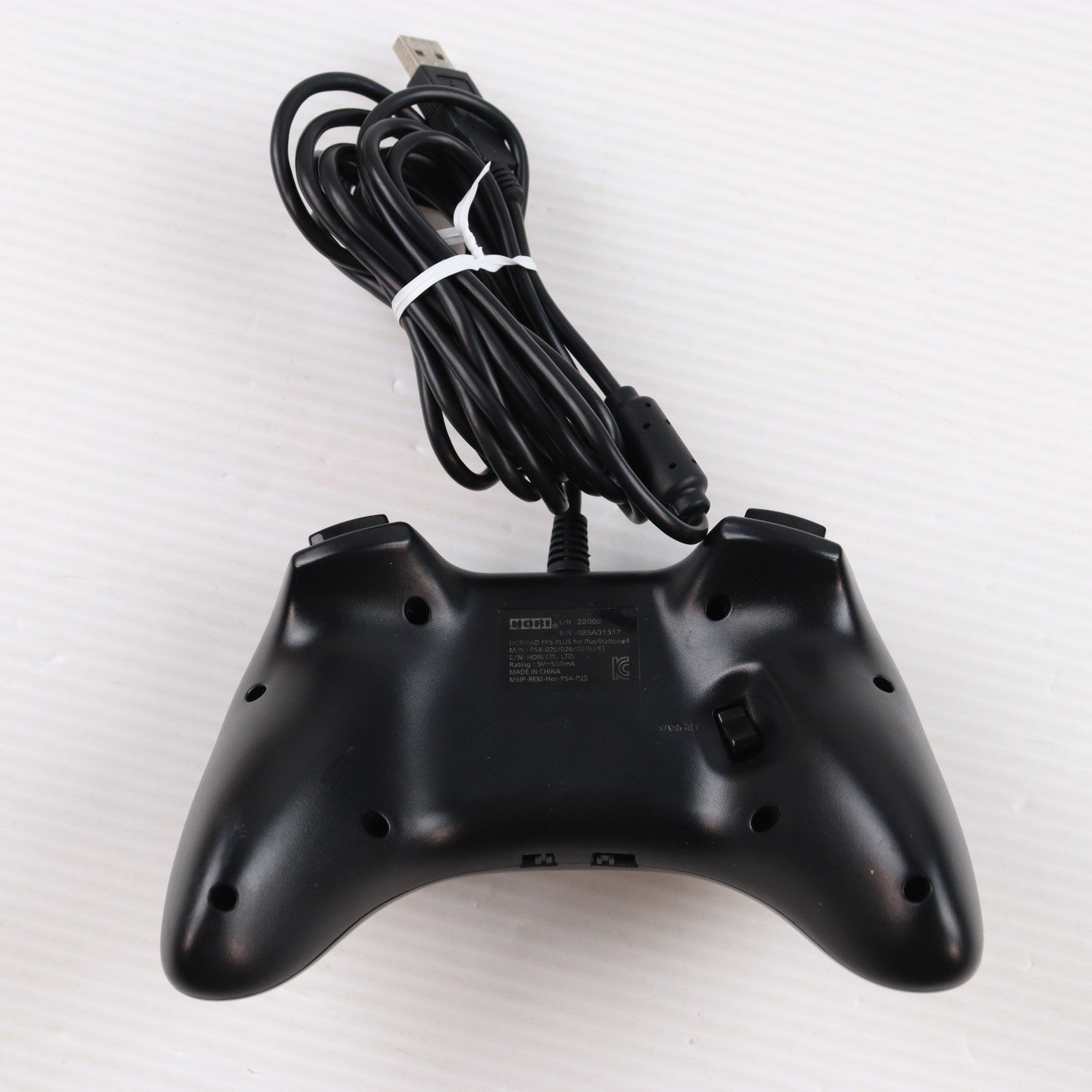 【中古即納】[ACC][PS4] HORIパッドFPSプラス for PlayStation 4 ブラック ソニーライセンス商品 HORI(PS4-025)(20150731)