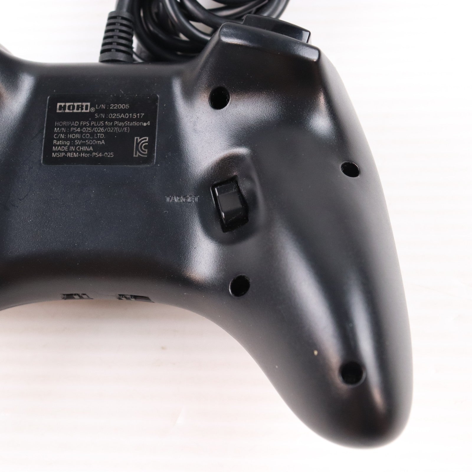 【中古即納】[ACC][PS4] HORIパッドFPSプラス for PlayStation 4 ブラック ソニーライセンス商品 HORI(PS4-025)(20150731)