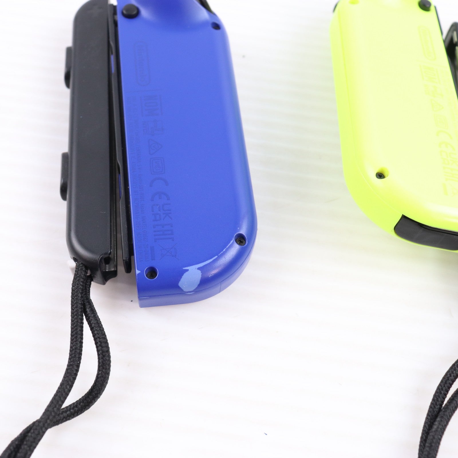 【中古即納】[ACC][Switch] Joy-Con(L) ブルー/(R) ネオンイエロー(ジョイコンL ブルー/R ネオンイエロー) 任天堂(HAC-A-JAPAA)(20191004)