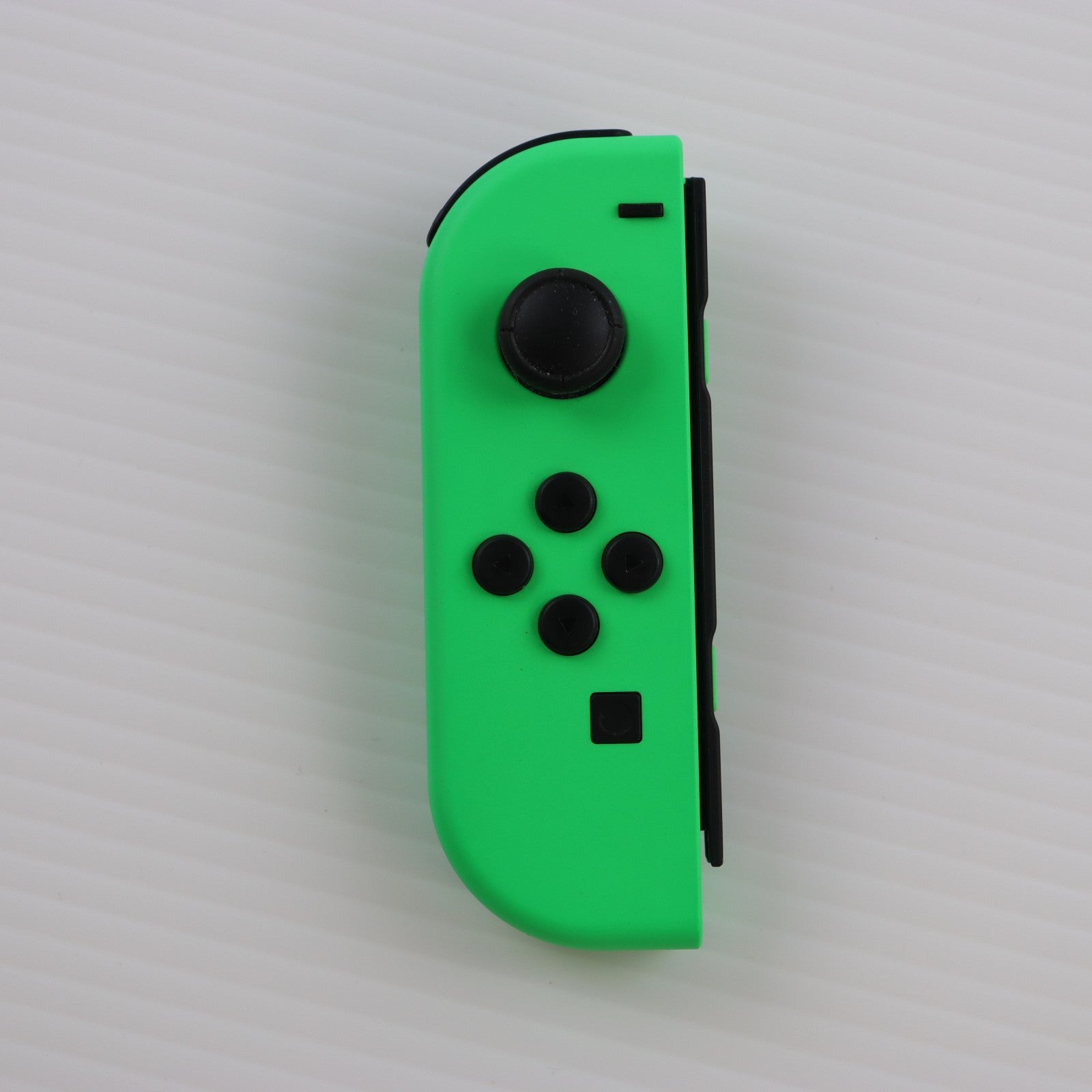 【中古即納】[ACC][Switch] Joy-Con(L) ネオングリーン(ジョイコンL ネオングリーン) 任天堂(HAC-015)(20170721)