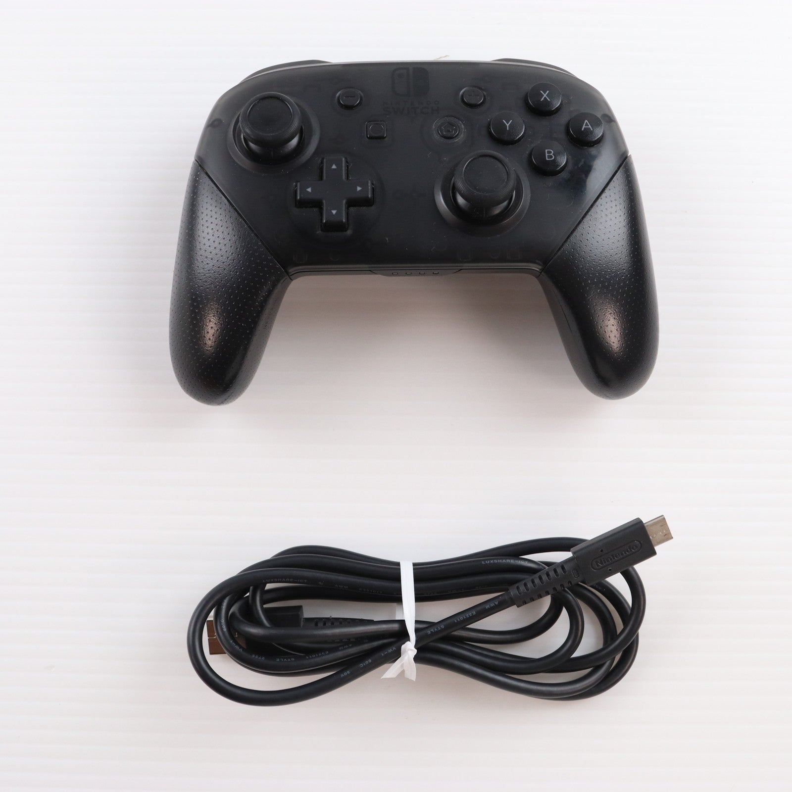 【中古即納】[ACC][Switch] Nintendo Switch Proコントローラー(ニンテンドースイッチ プロコントローラー) 任天堂(HAC-A-FSSKA)(20170303)