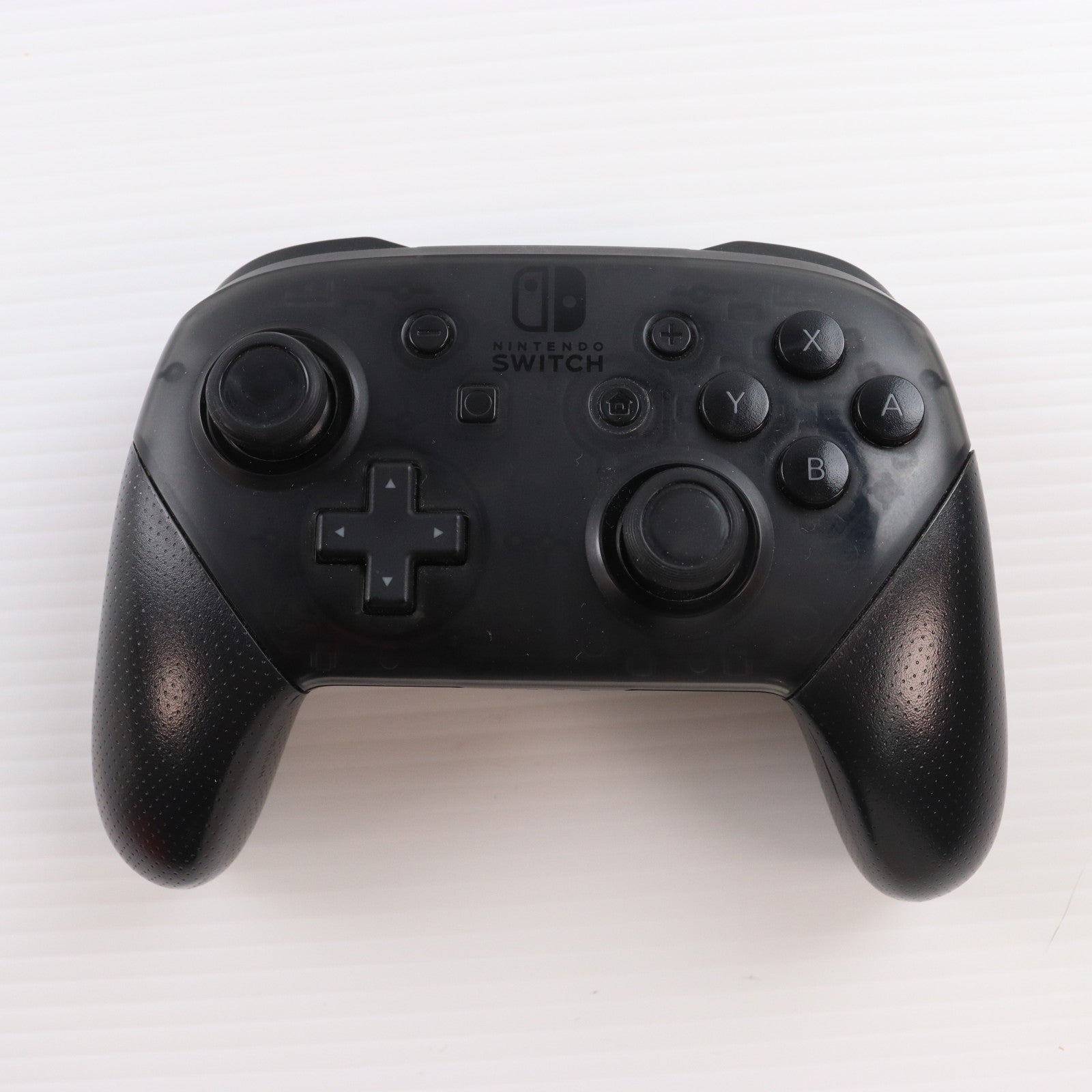 【中古即納】[ACC][Switch] Nintendo Switch Proコントローラー(ニンテンドースイッチ プロコントローラー) 任天堂(HAC-A-FSSKA)(20170303)