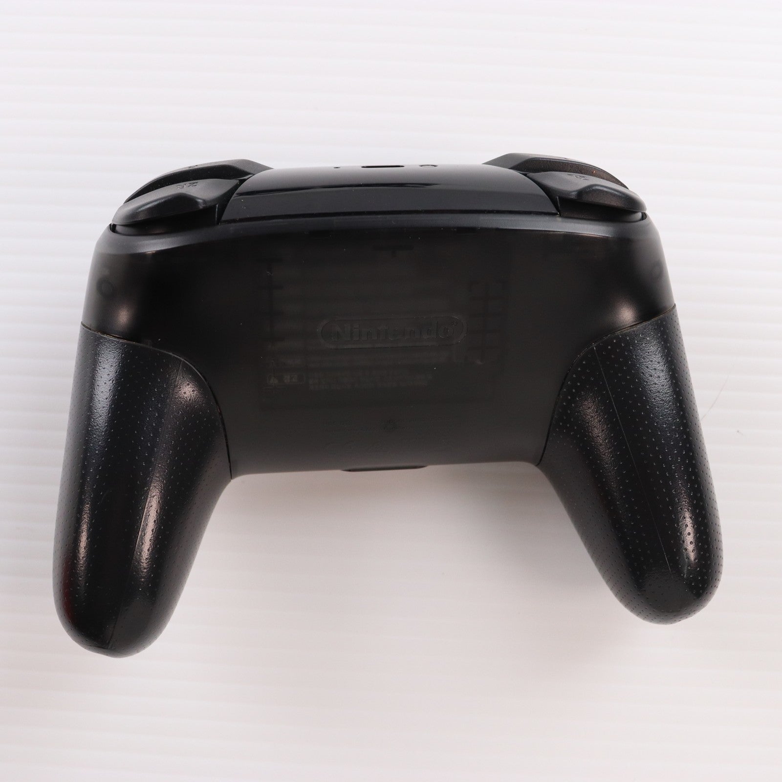 【中古即納】[ACC][Switch] Nintendo Switch Proコントローラー(ニンテンドースイッチ プロコントローラー) 任天堂(HAC-A-FSSKA)(20170303)