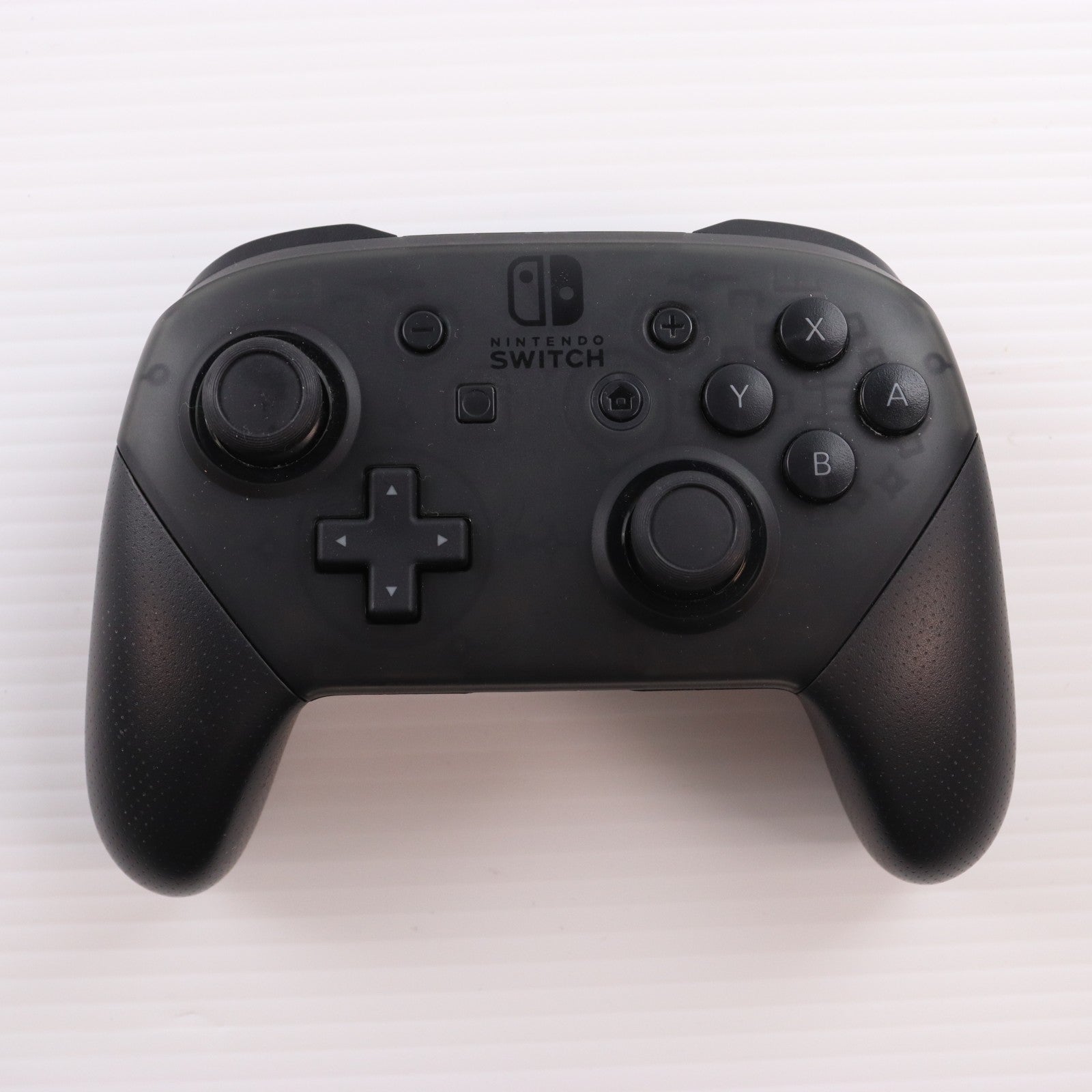 【中古即納】[ACC][Switch] Nintendo Switch Proコントローラー(ニンテンドースイッチ プロコントローラー) 任天堂(HAC-A-FSSKA)(20170303)