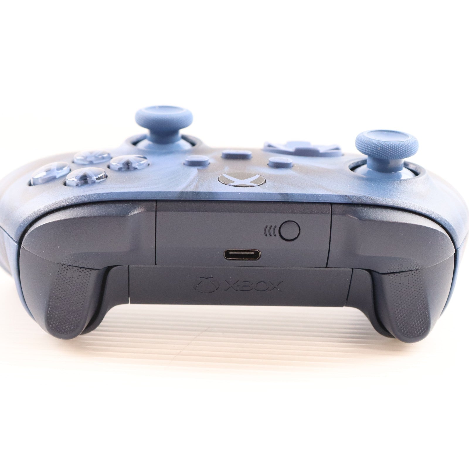 【中古即納】[ACC][XboxX/S] Xbox ワイヤレス コントローラー(ストームクラウド ベイパー) マイクロソフト(QAU-00131)(20230822)